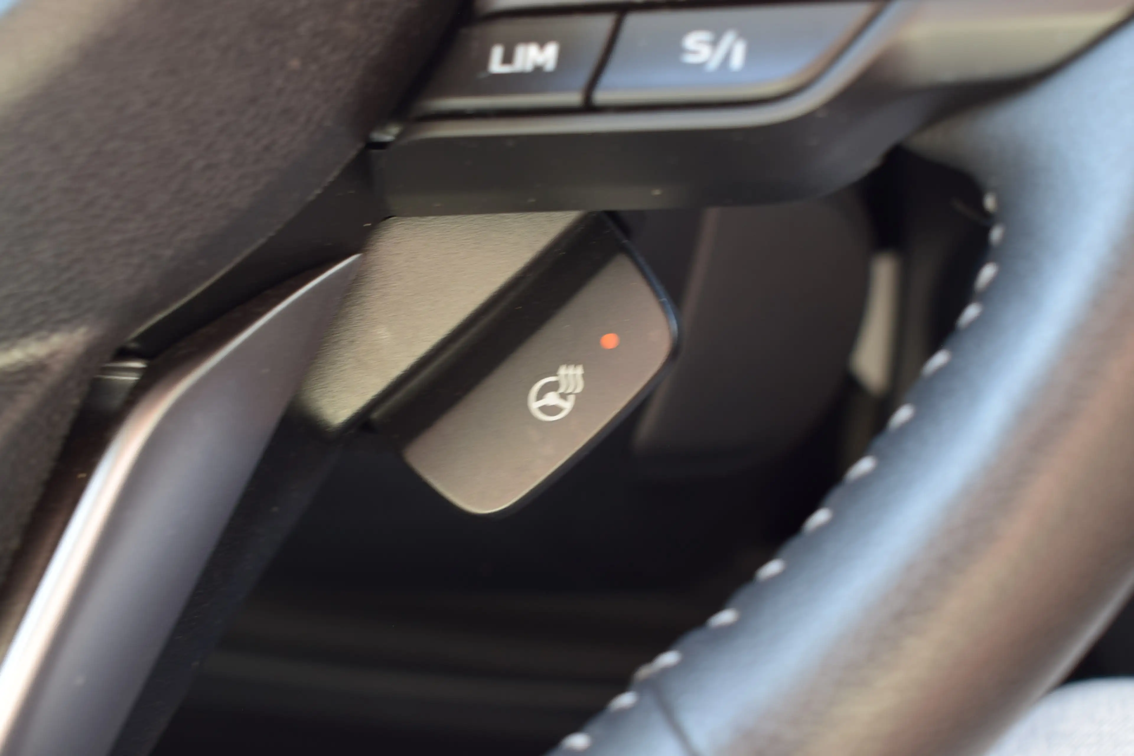Subaru Forester 2.0i e-BOXER First Edition - Trekhaak - 1e eigenaa — photo 27