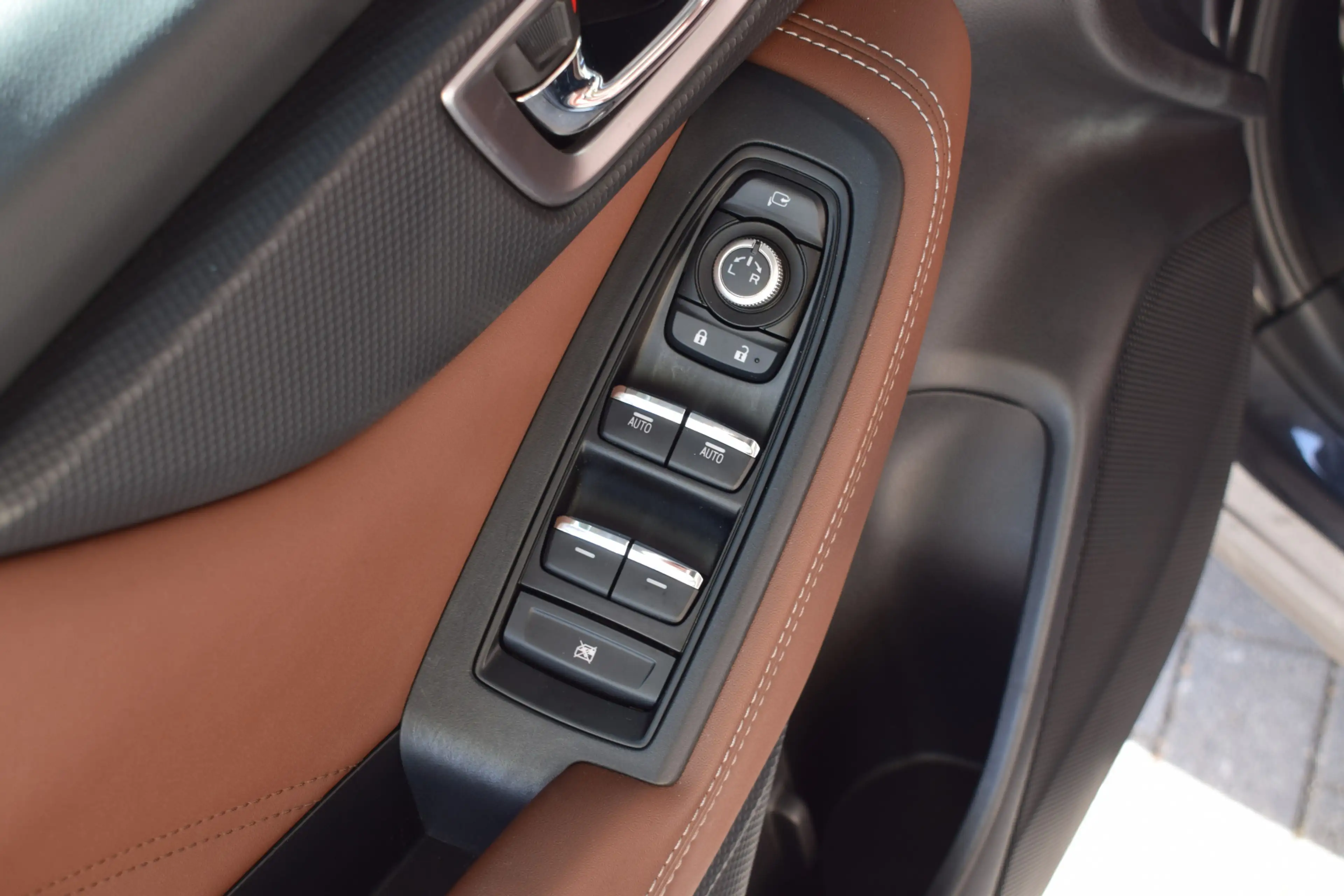 Subaru Forester 2.0i e-BOXER First Edition - Trekhaak - 1e eigenaa — photo 21