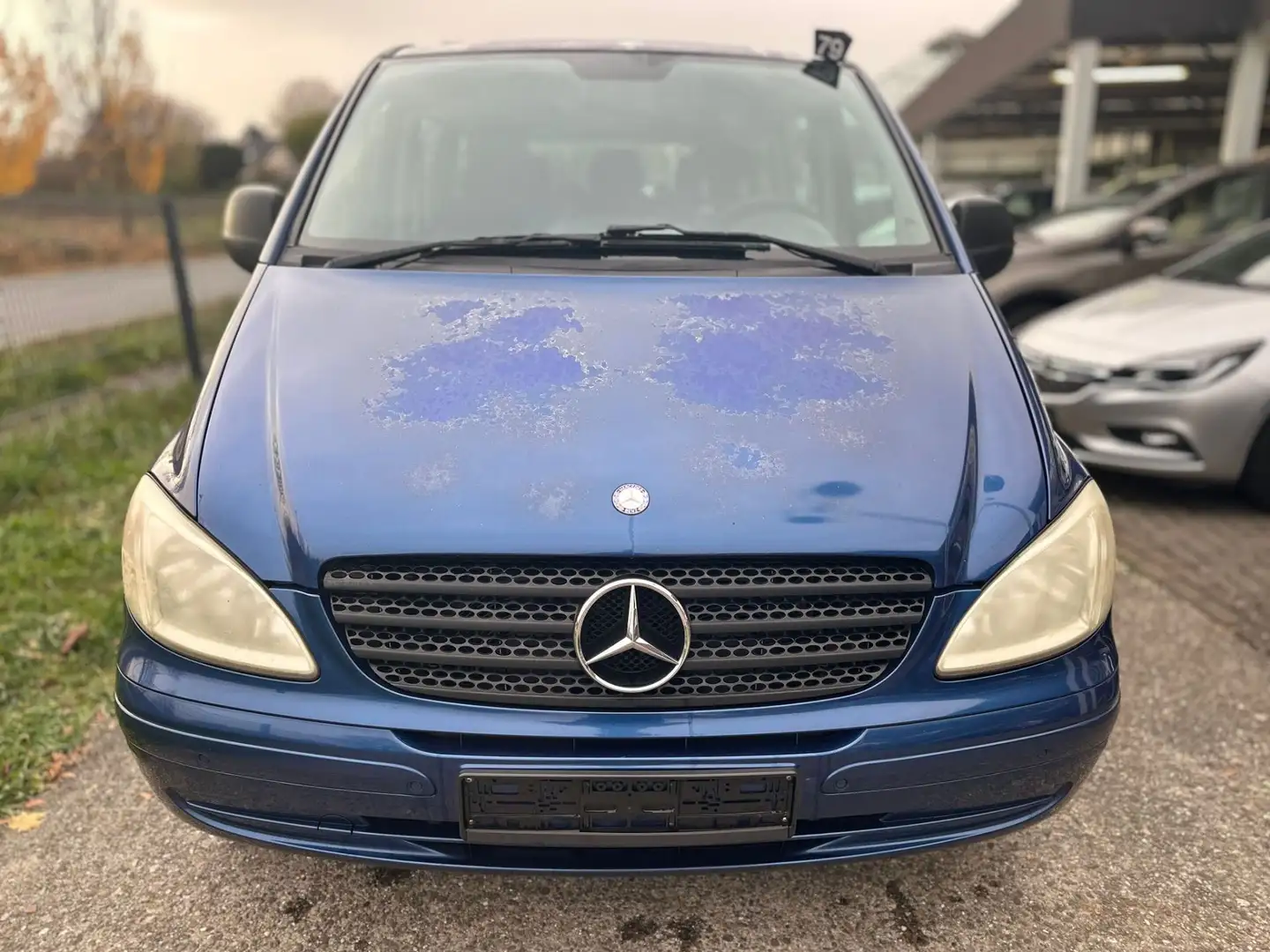 Mercedes-Benz Vito 111 CDI komp. AHK * 7 Sitzer * Navi Blau - 2