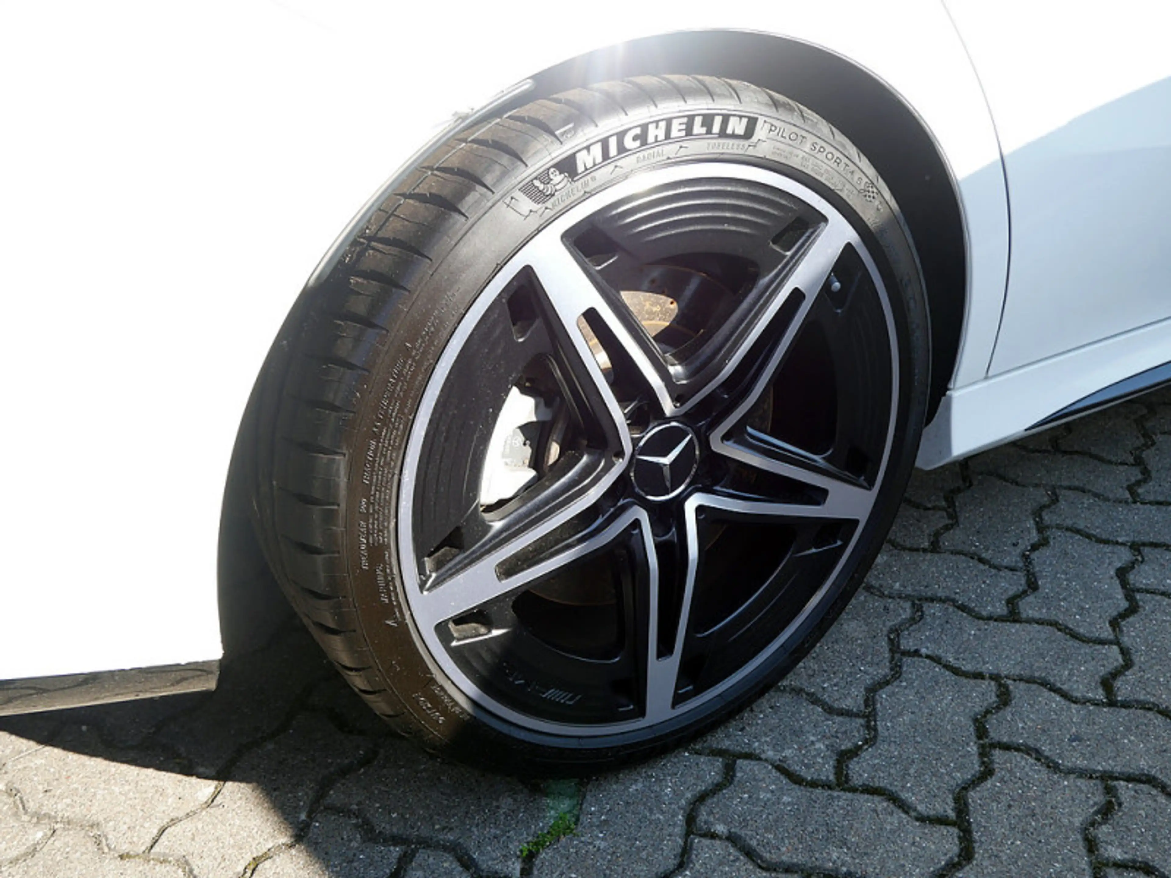 Mercedes-Benz CLA 35 AMG 4M SB , AMG NIGHT MEMO MULTI KAMERA — photo 10