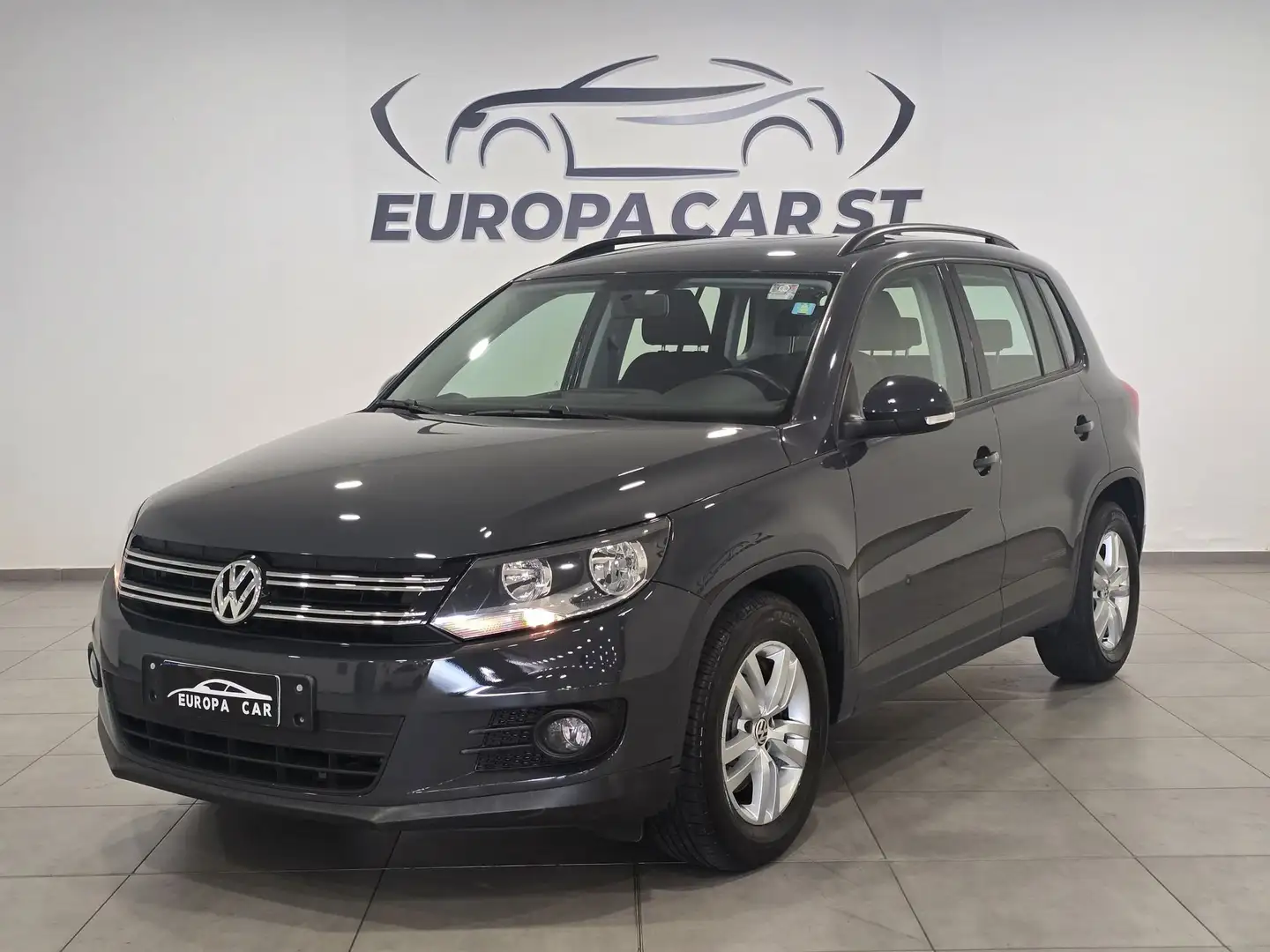 Volkswagen Tiguan Business 2.0 TDI 110 CV Sport & Style BlueMotion Grigio - 1