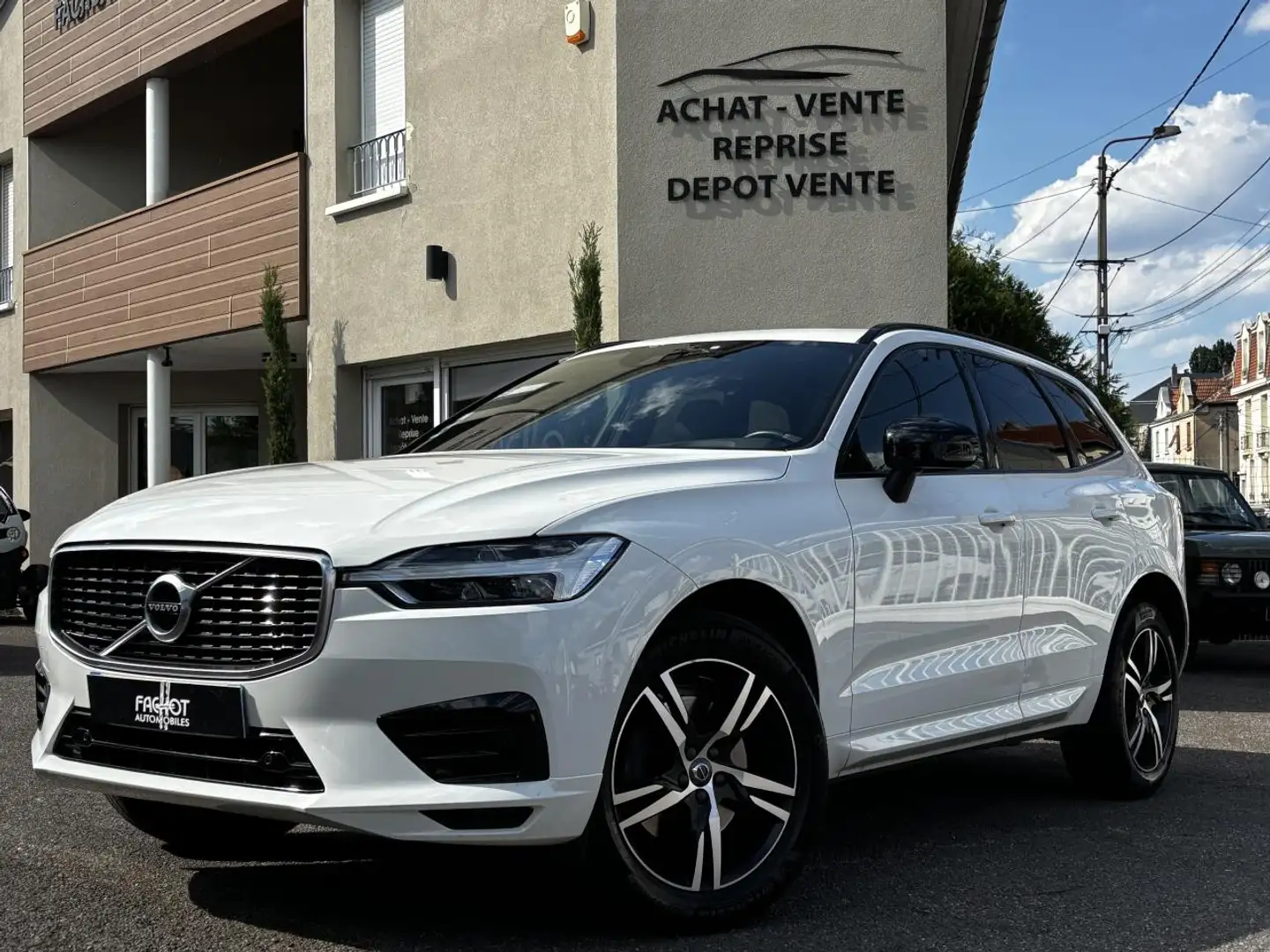 Volvo XC60 D4 AdBlue - 190 - BVA Geartronic  II 2017 R-Design Blanc - 1