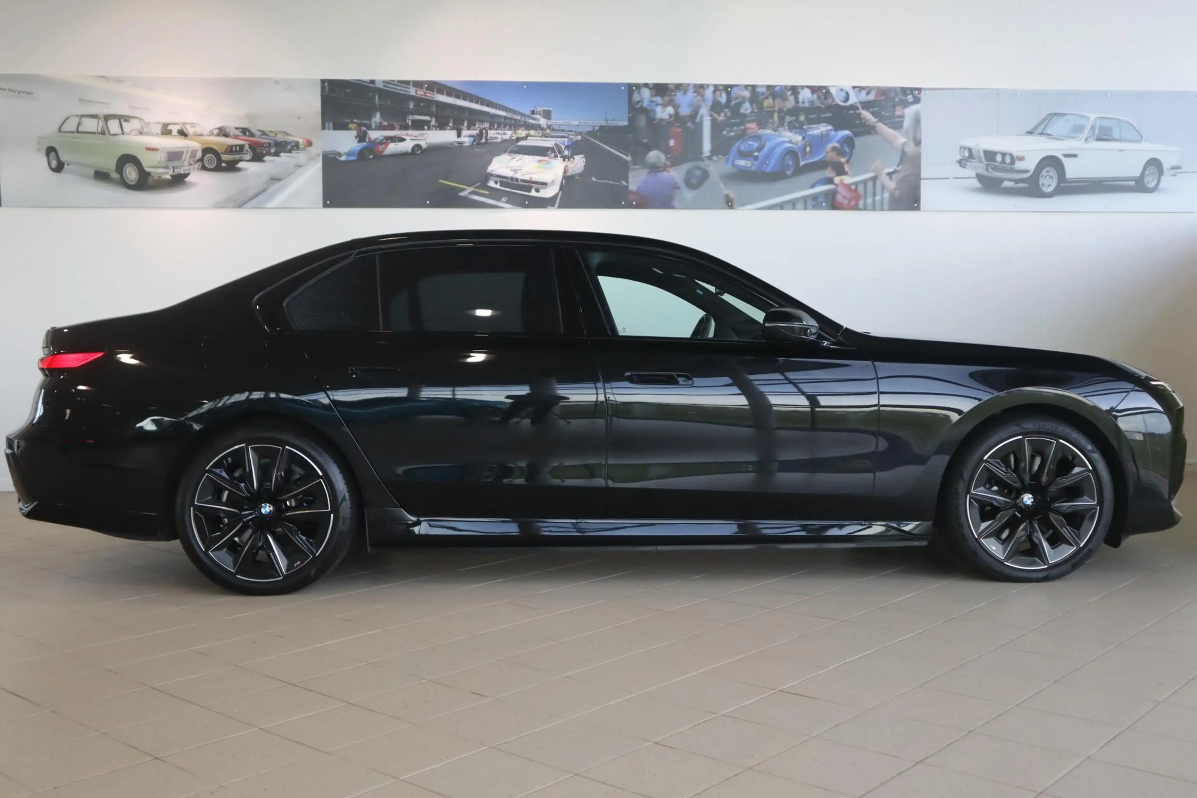BMW i7 xDrive60 M Sportpakket Pro | Climate Acoustics Pac — photo 5