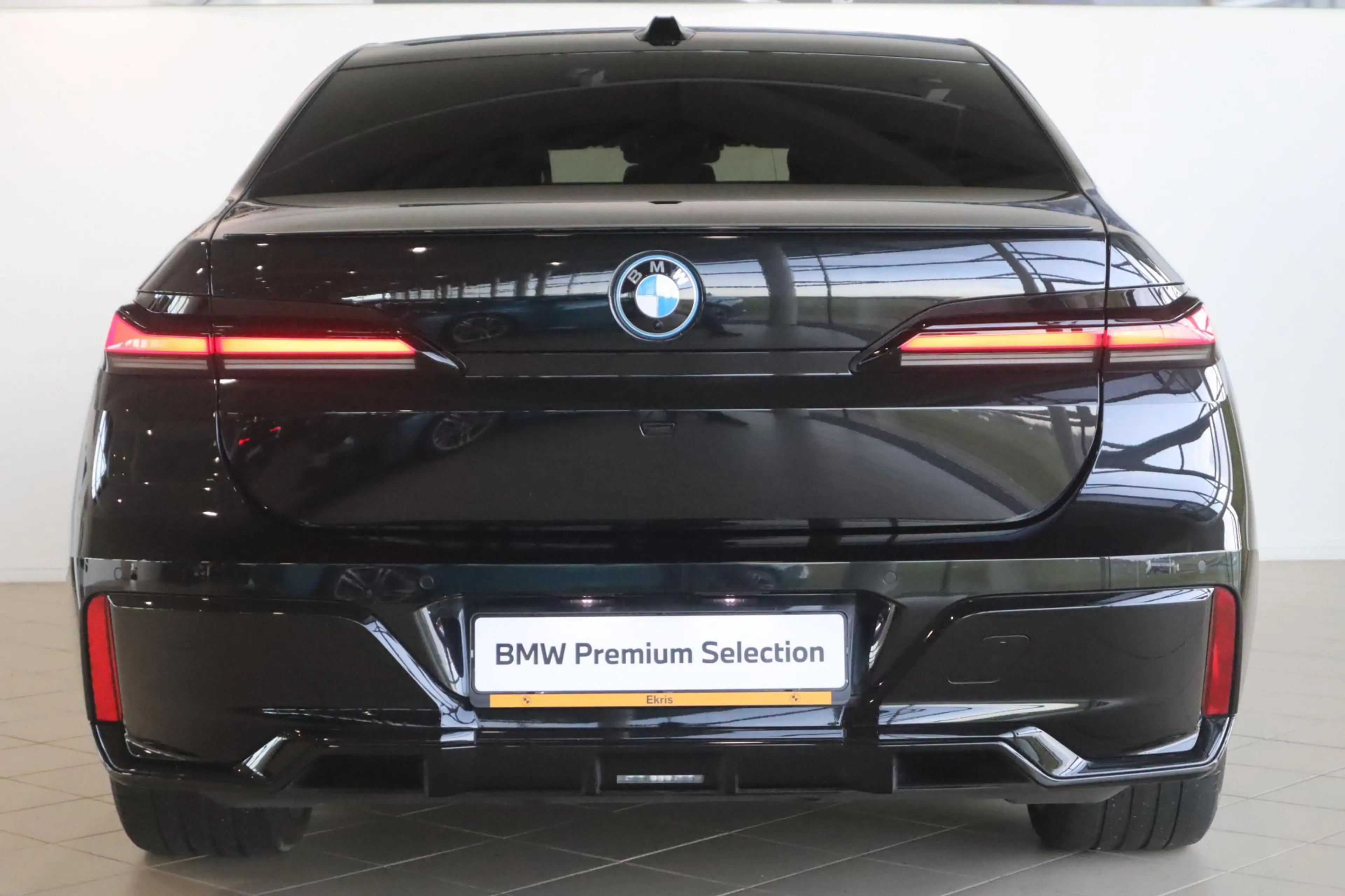 BMW i7 xDrive60 M Sportpakket Pro | Climate Acoustics Pac — photo 4