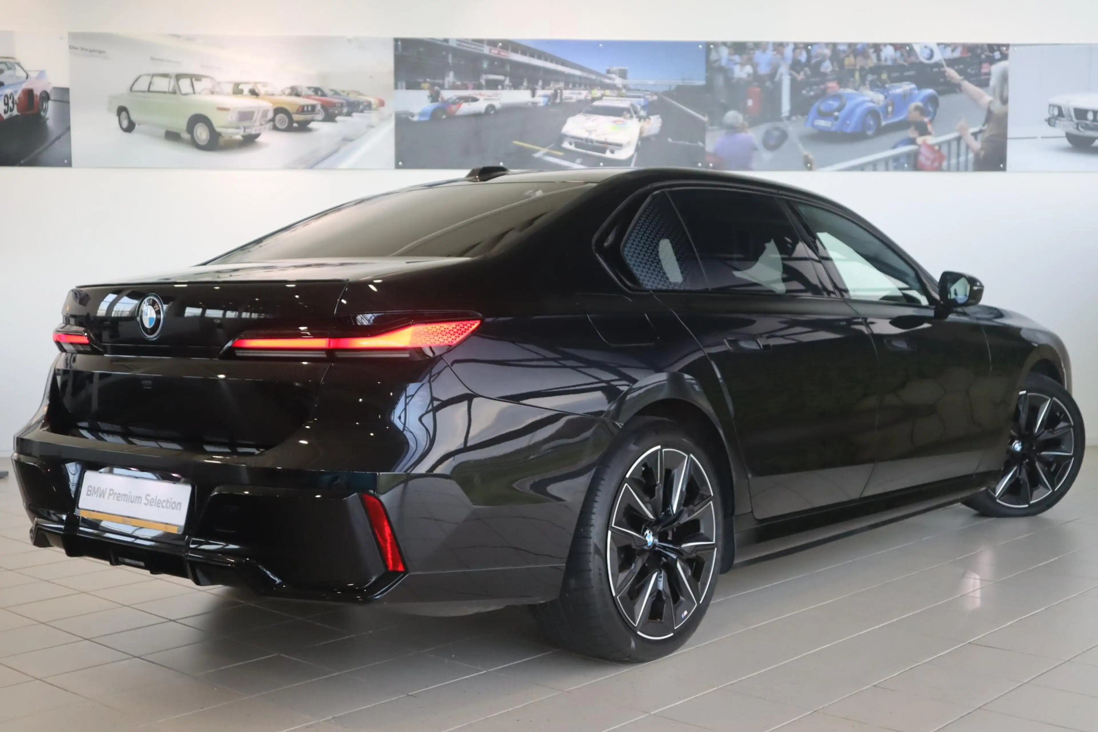 BMW i7 xDrive60 M Sportpakket Pro | Climate Acoustics Pac — photo 2