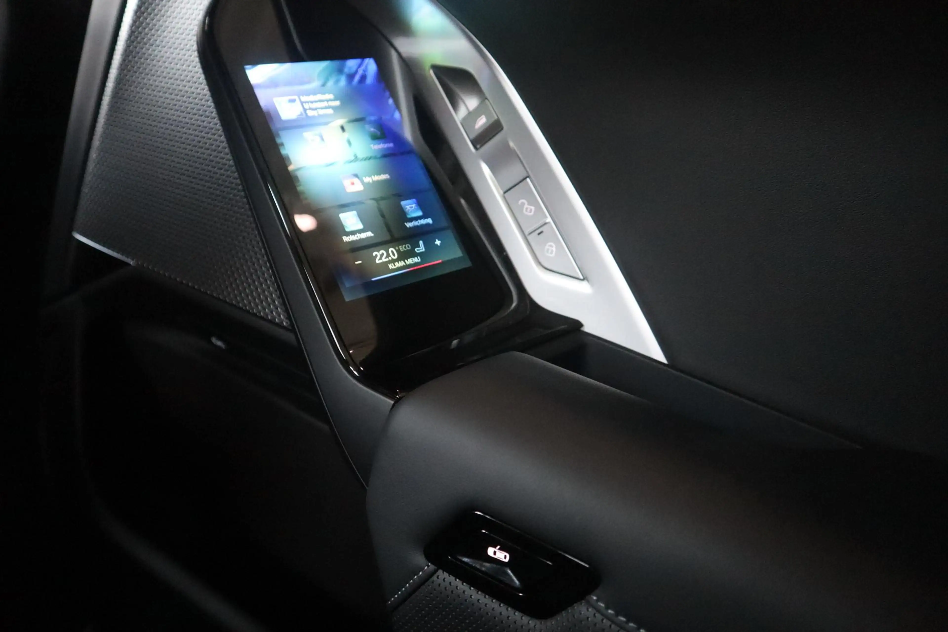 BMW i7 xDrive60 M Sportpakket Pro | Climate Acoustics Pac — photo 14