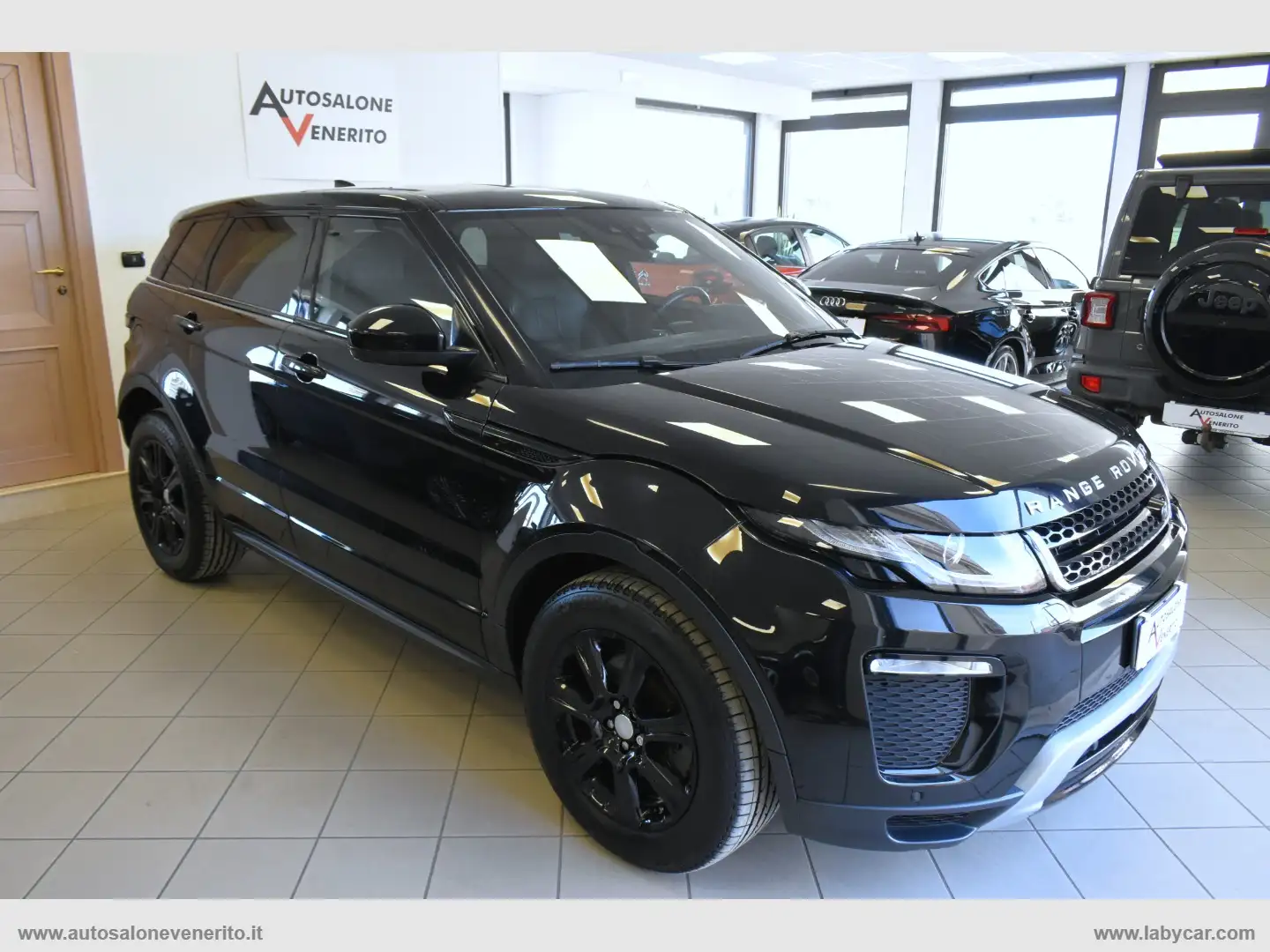 Land Rover Range Rover Evoque RR Evoque 2.0 TD4 150 CV Conv. HSE Dyn. Fekete - 2