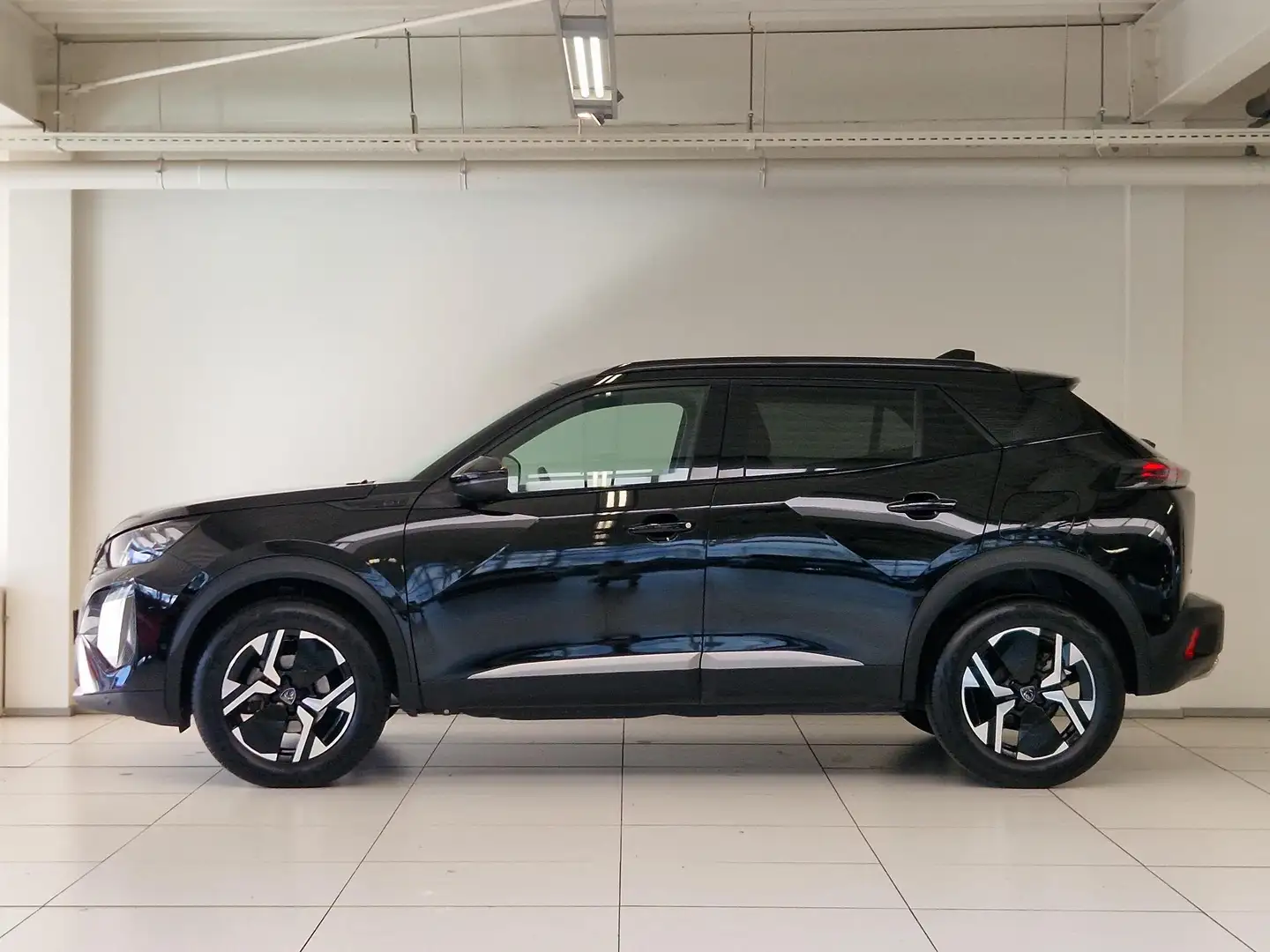Peugeot 2008 1.2 PureTech 130 GT Automaat | Navigatie | Alcanta Zwart - 2