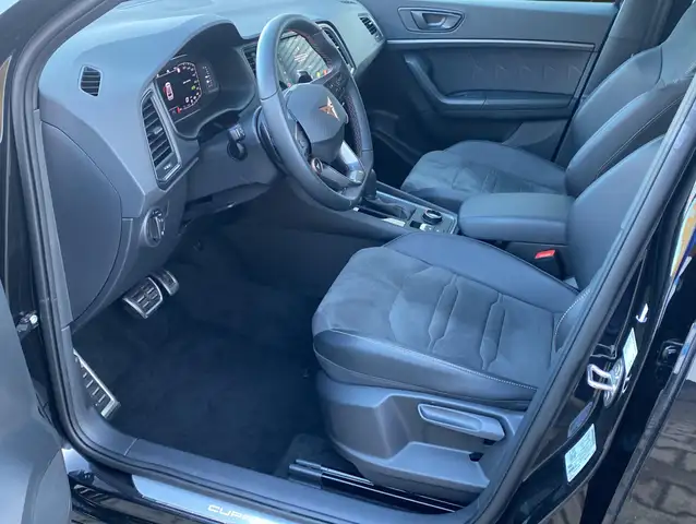 Cupra Ateca view 6
