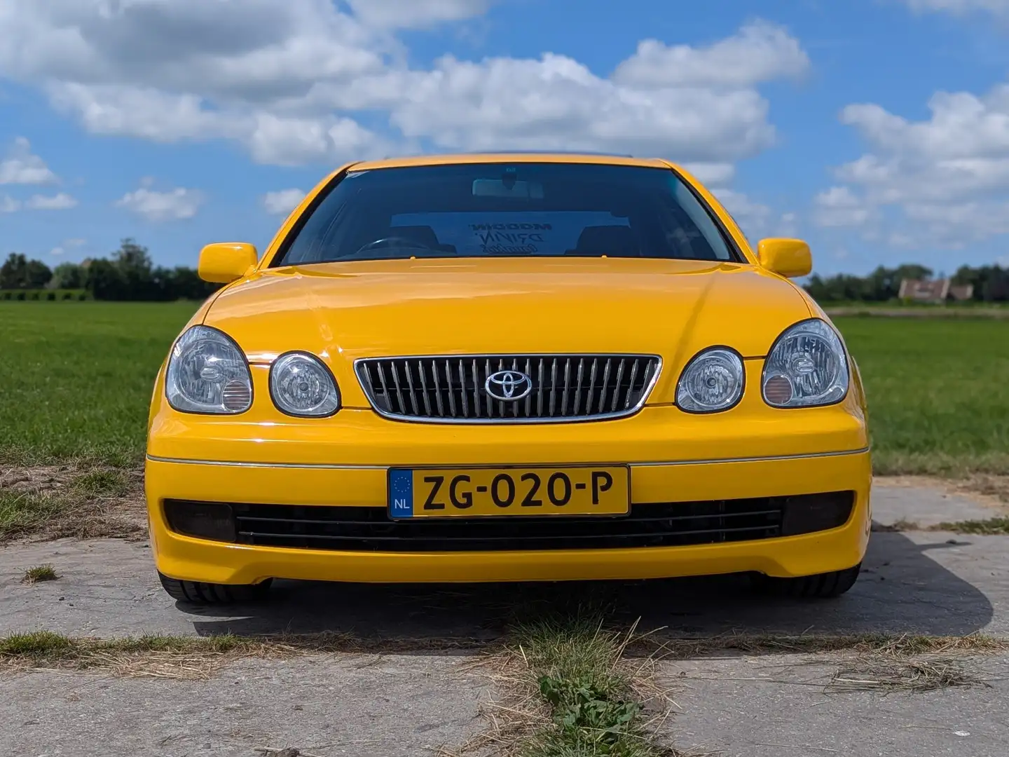 Toyota Aristo Vertex Żółty - 1