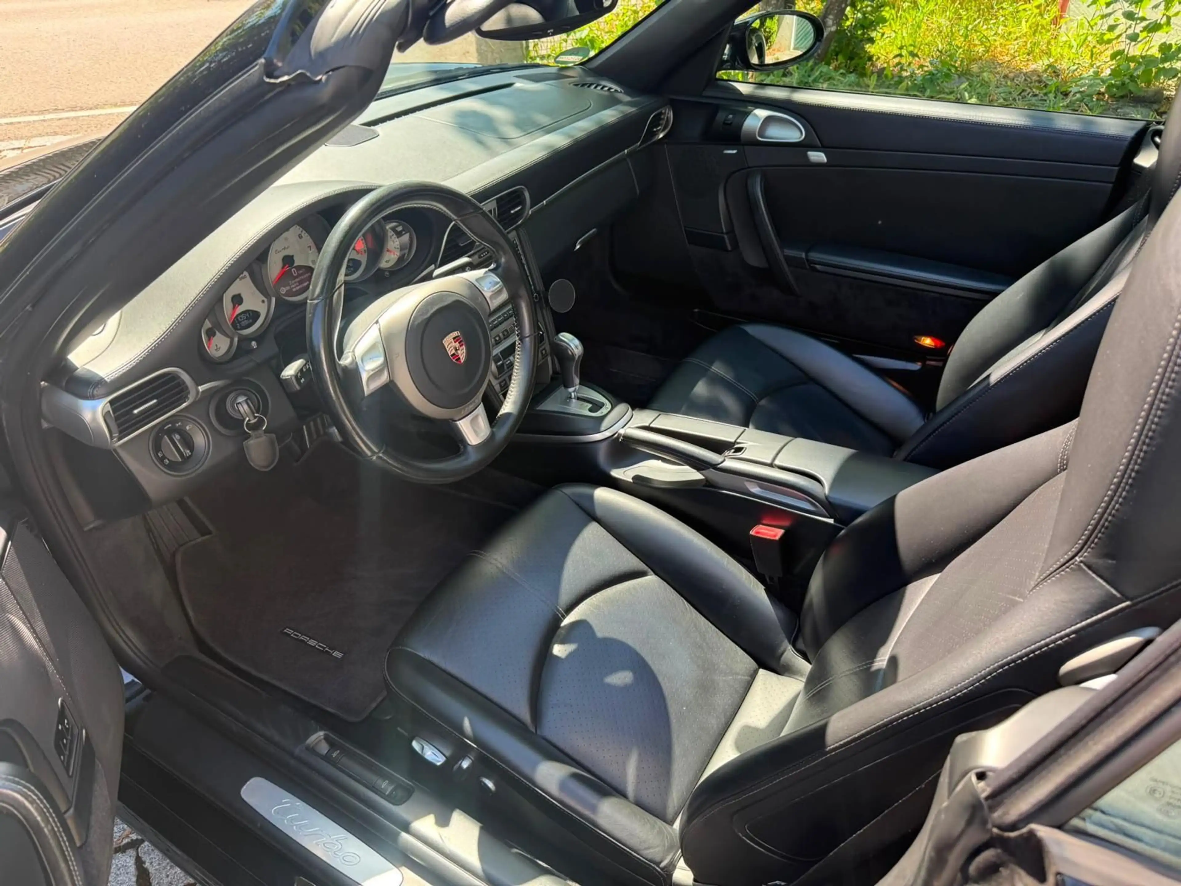 Porsche 911 Turbo Cabrio*Automatik*Deutsch-Fzg*Gepflegt* — photo 12