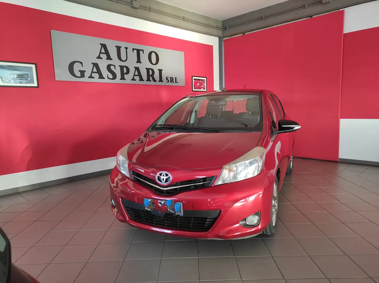Toyota Yaris Yaris III 2011 5p 1.4 d-4d Lounge - 1
