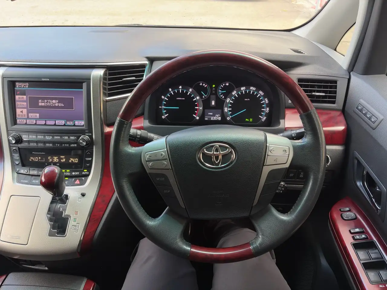 Toyota Sienna снимка Toyota Sienna