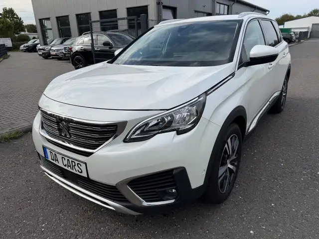 Peugeot 5008 PT Allure Autom/Navi+Camera/T.Leder/7-Sitze