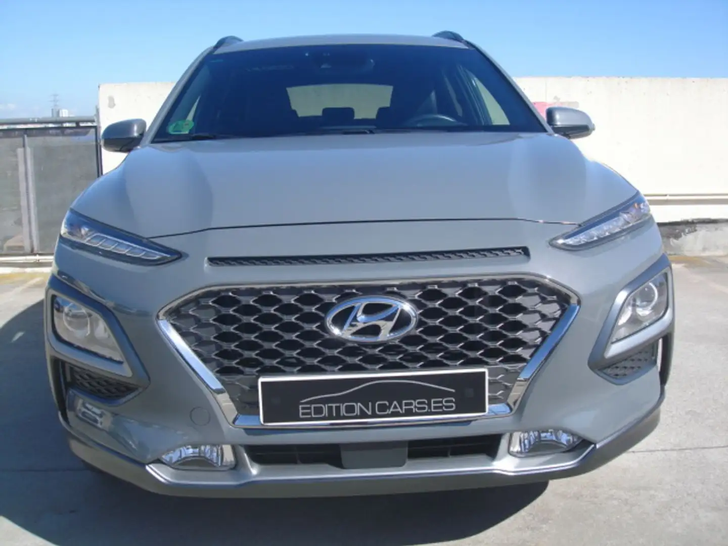 Hyundai KONA 1.0 120CV TECNO RED Gris - 2