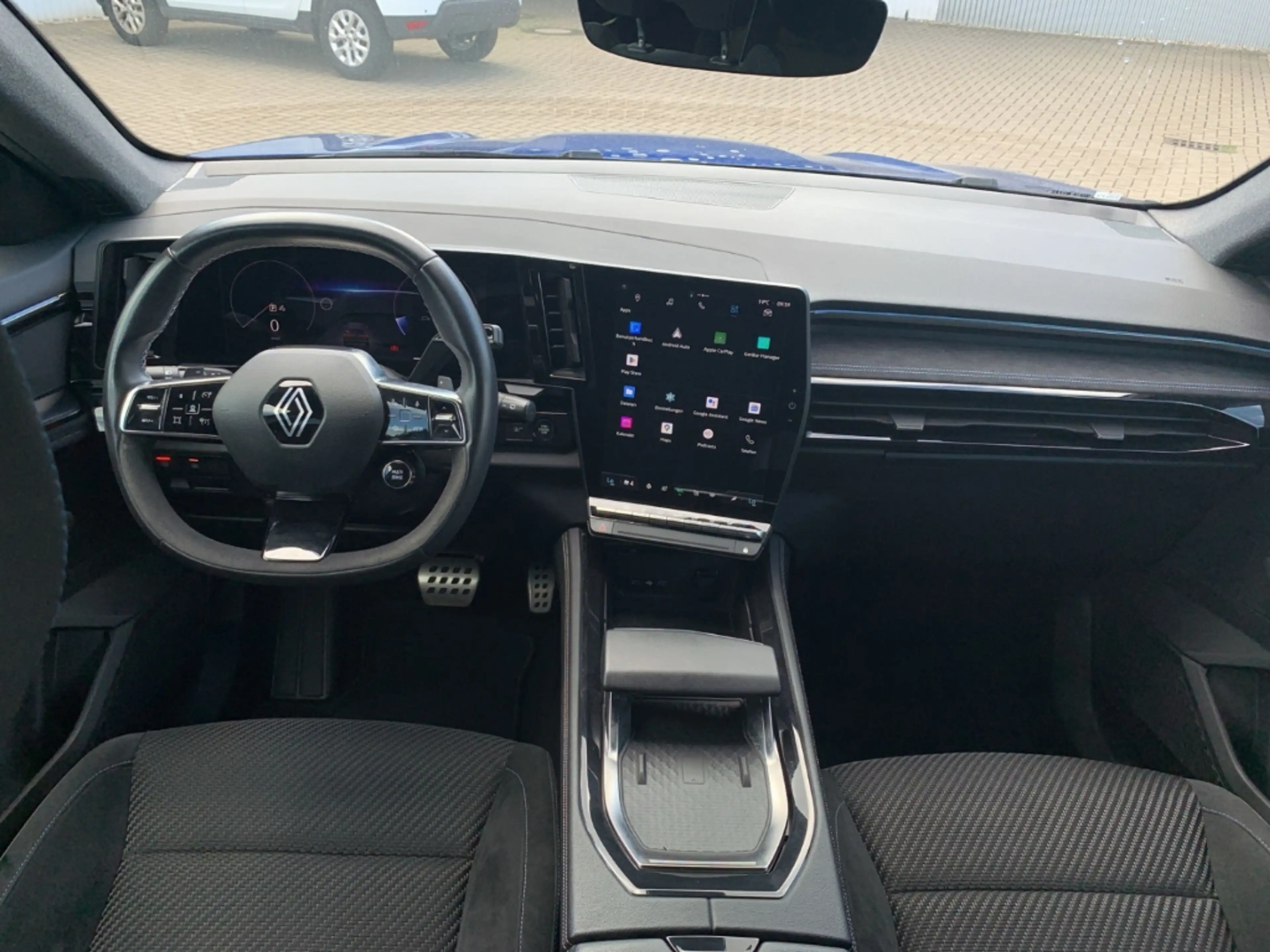 Renault Austral TECHNO ESPRIT ALPINE MILD HYBRID 160 Techno Esprit — photo 14