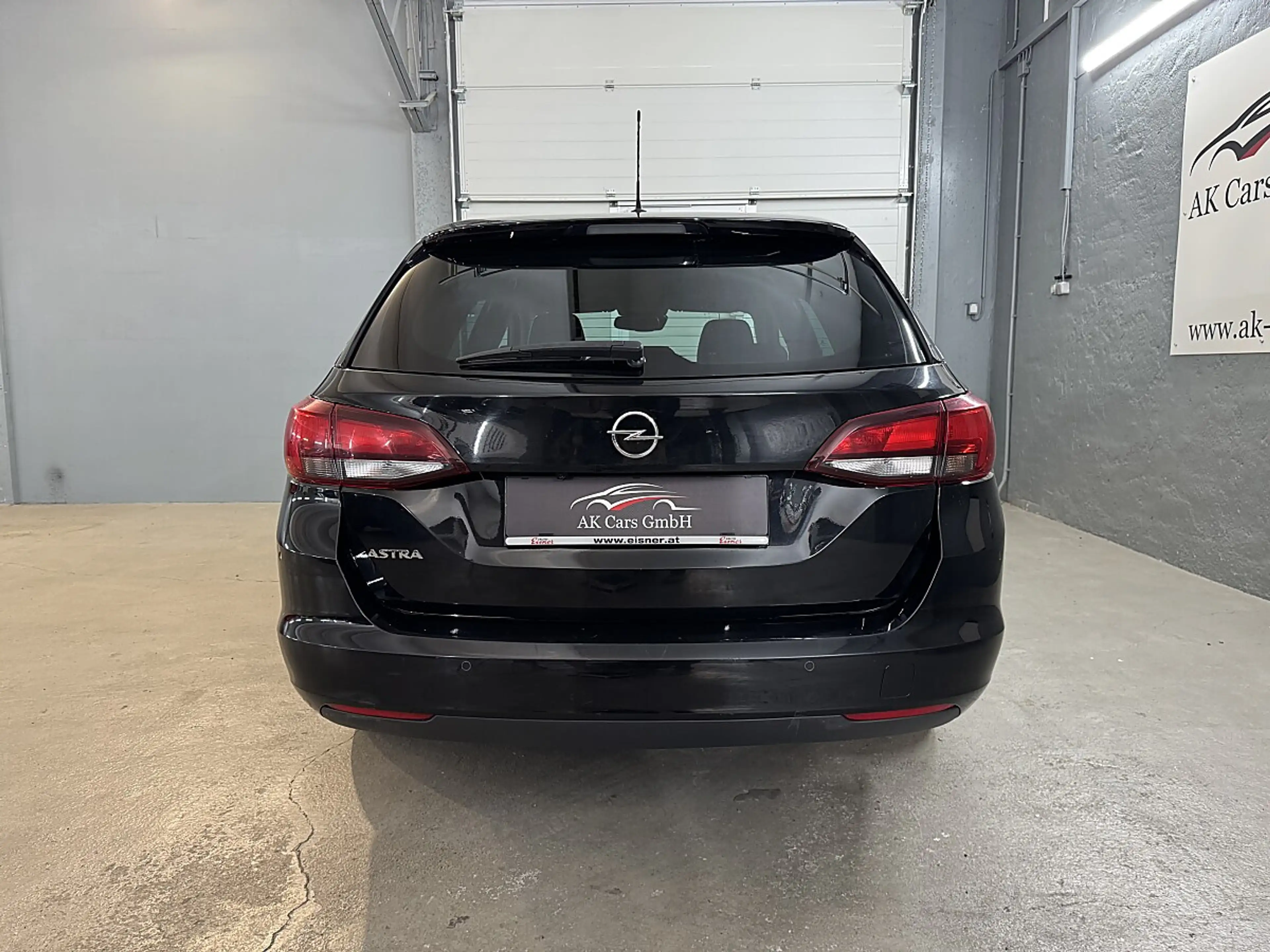 Opel Astra 1,5 CDTI Design&Tech — photo 11