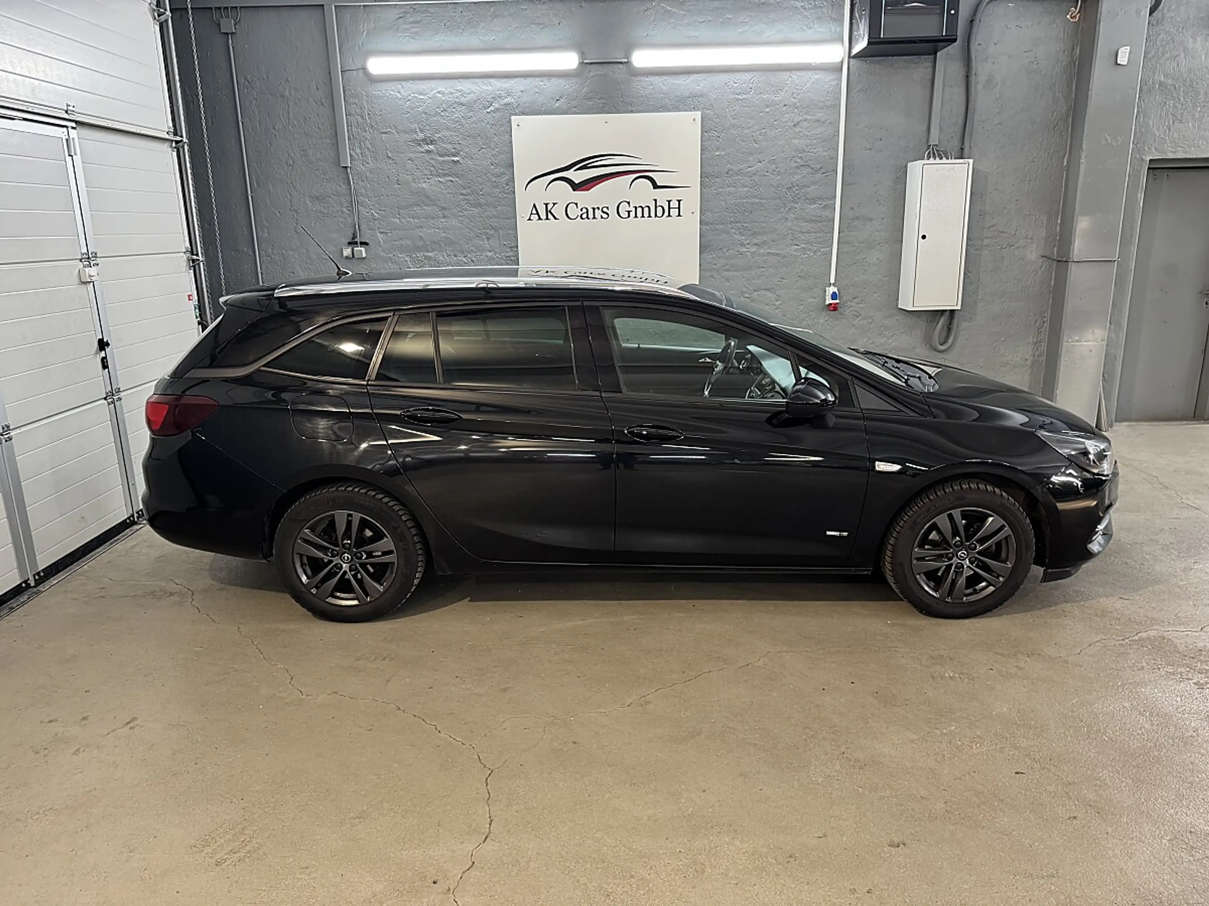 Opel Astra 1,5 CDTI Design&Tech — photo 6