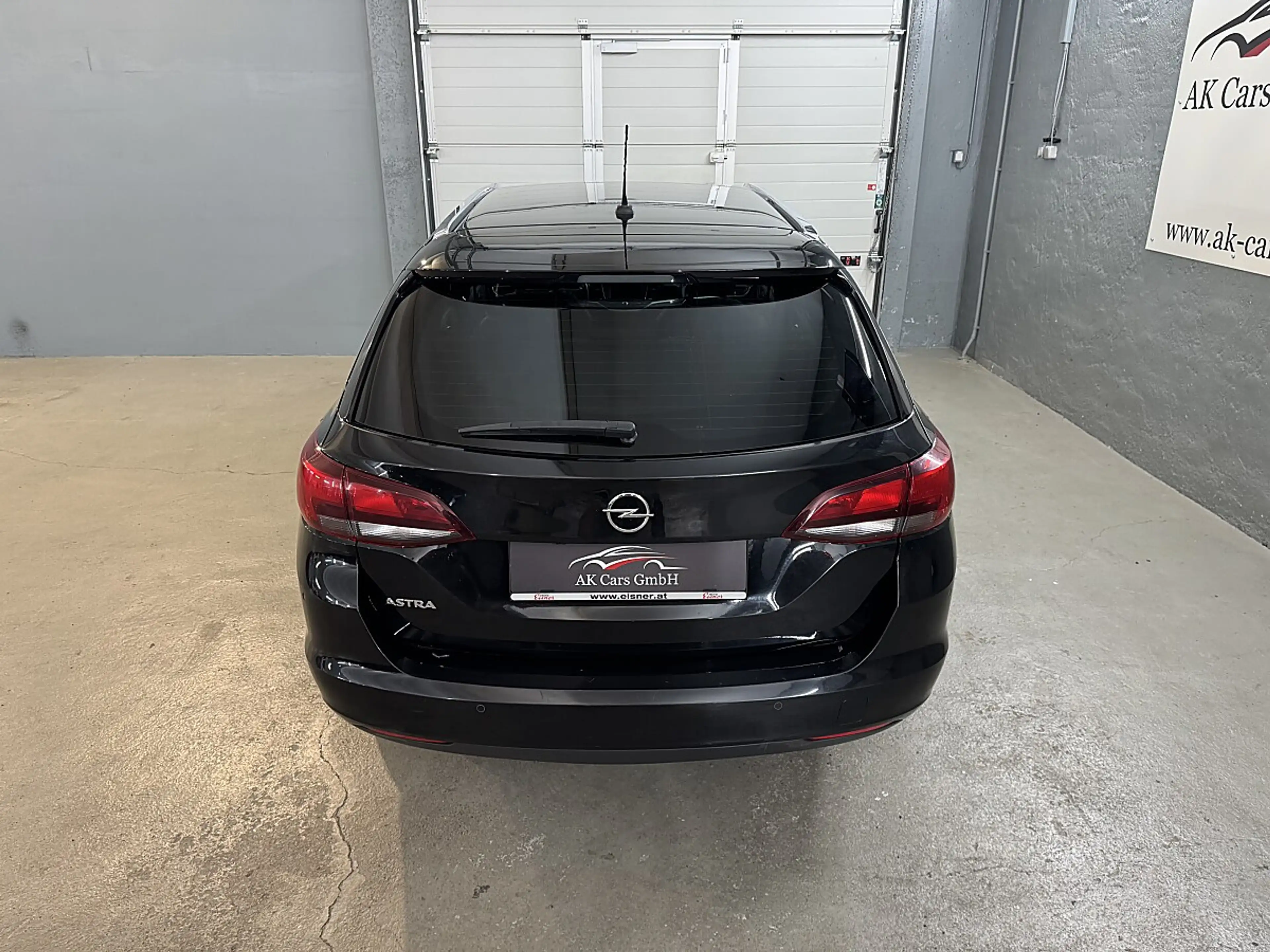 Opel Astra 1,5 CDTI Design&Tech — photo 10