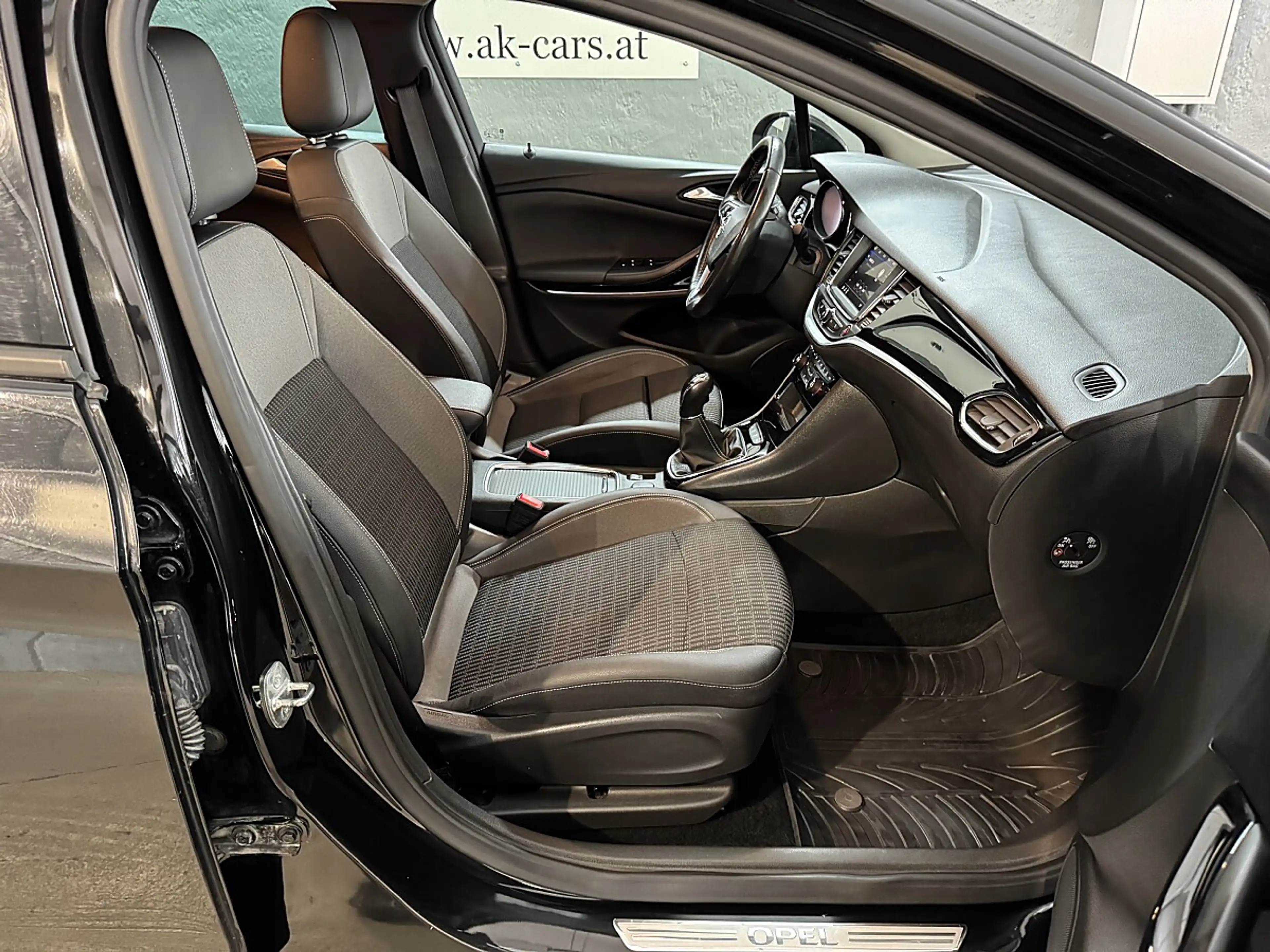 Opel Astra 1,5 CDTI Design&Tech — photo 13