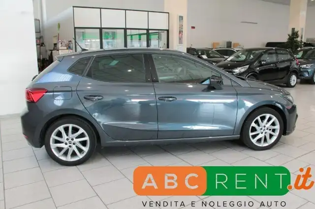 Seat Ibiza view 8