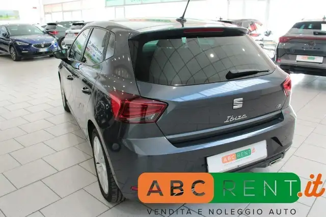 Seat Ibiza view 5