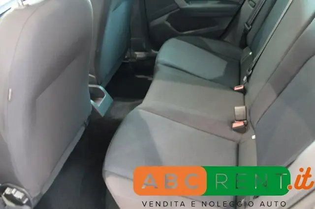 Seat Ibiza view 10