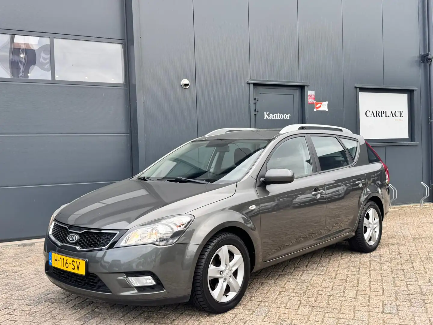 Kia Ceed / cee'd Sporty Wagon 1.4 CVVT X-pect Grijs - 2