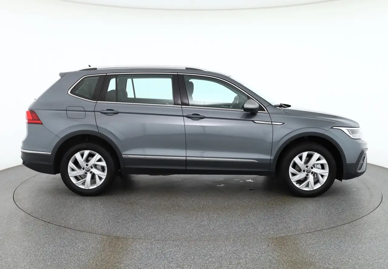 Volkswagen Tiguan Allspace 1.5 TSI DSG Navi AHK 7-Sitzer, миниатюра 7