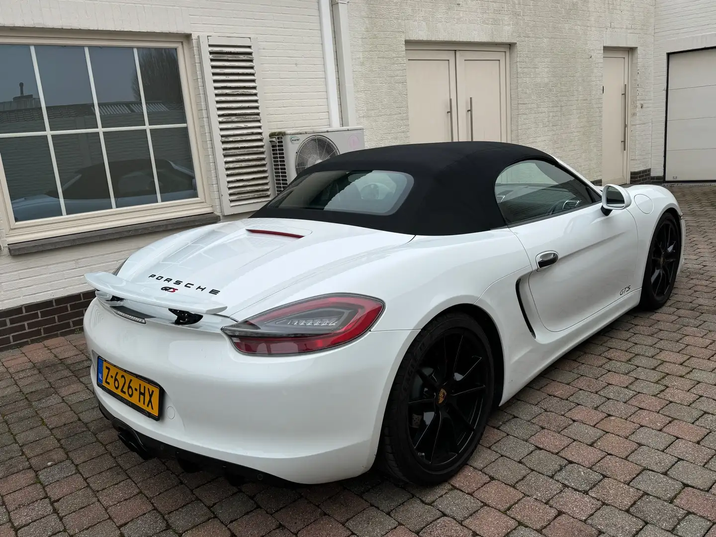 Porsche Boxster GTS (981), PDK, full option, 33.795 km, 05/2016 White - 2