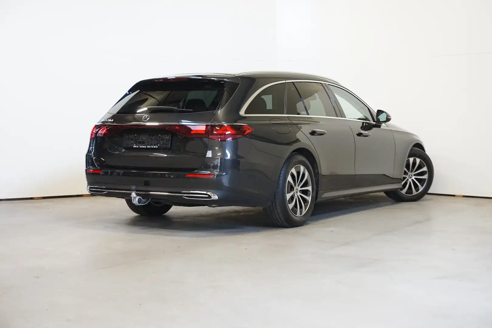 Mercedes-Benz E 220 T d-TREKHAAK WEGKLAPBAAR-AVANTGARDE ADVANCED Plus Grijs - 2