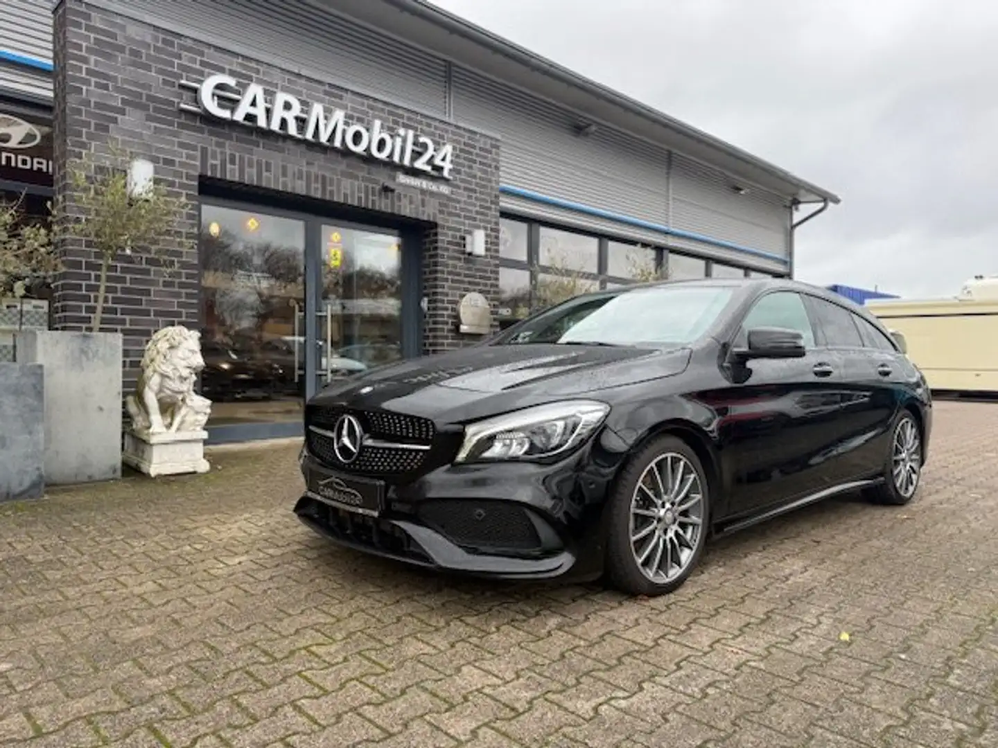 Mercedes-Benz CLA 250 CLA 250 Shooting Brake 4Matic*Eur6*Temp*Keyless* Чорний - 1
