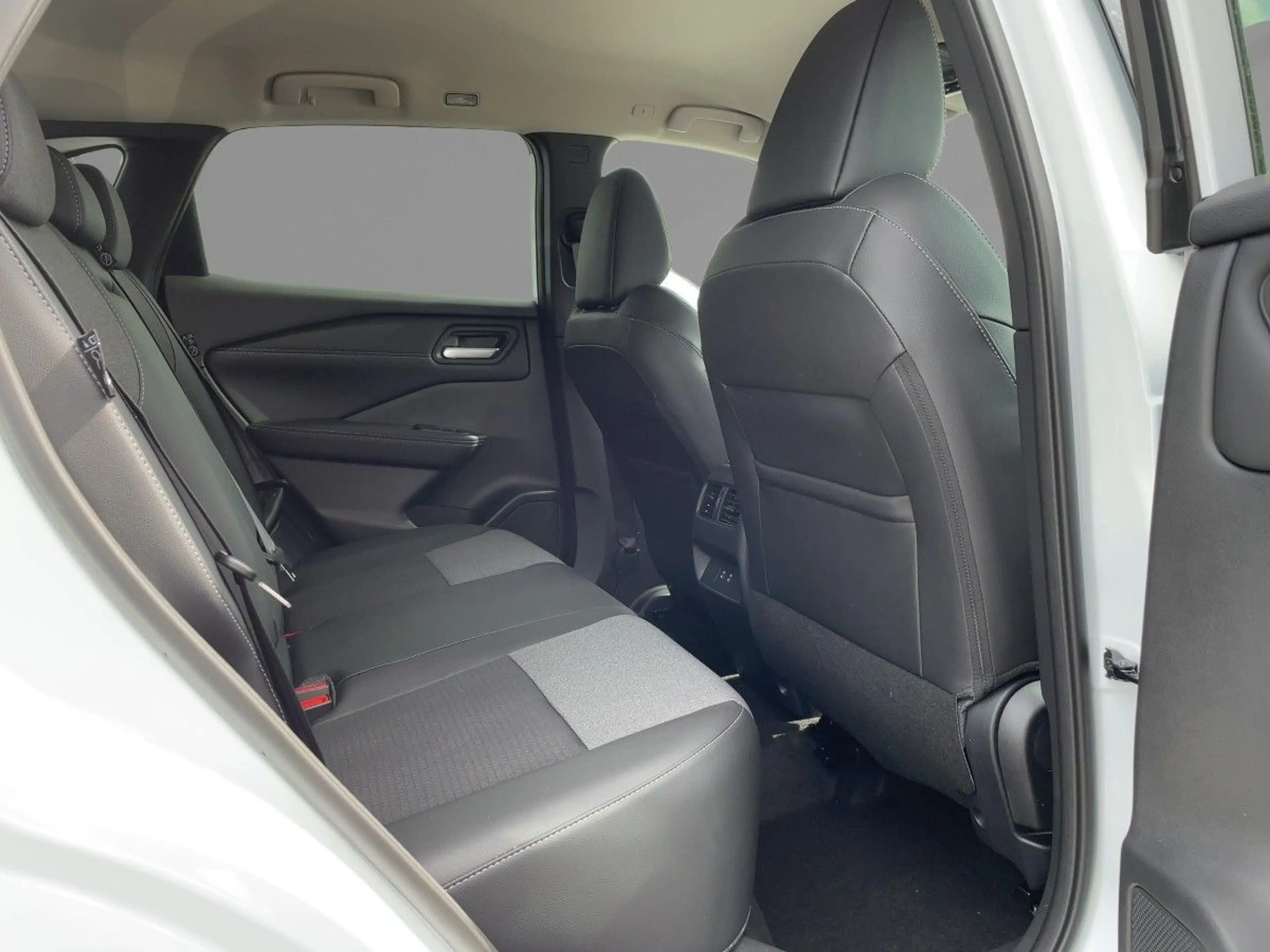 Nissan Qashqai 1.3 MHEV N-Conn. ACC|SHZ|LED|360°|Autom. — photo 5