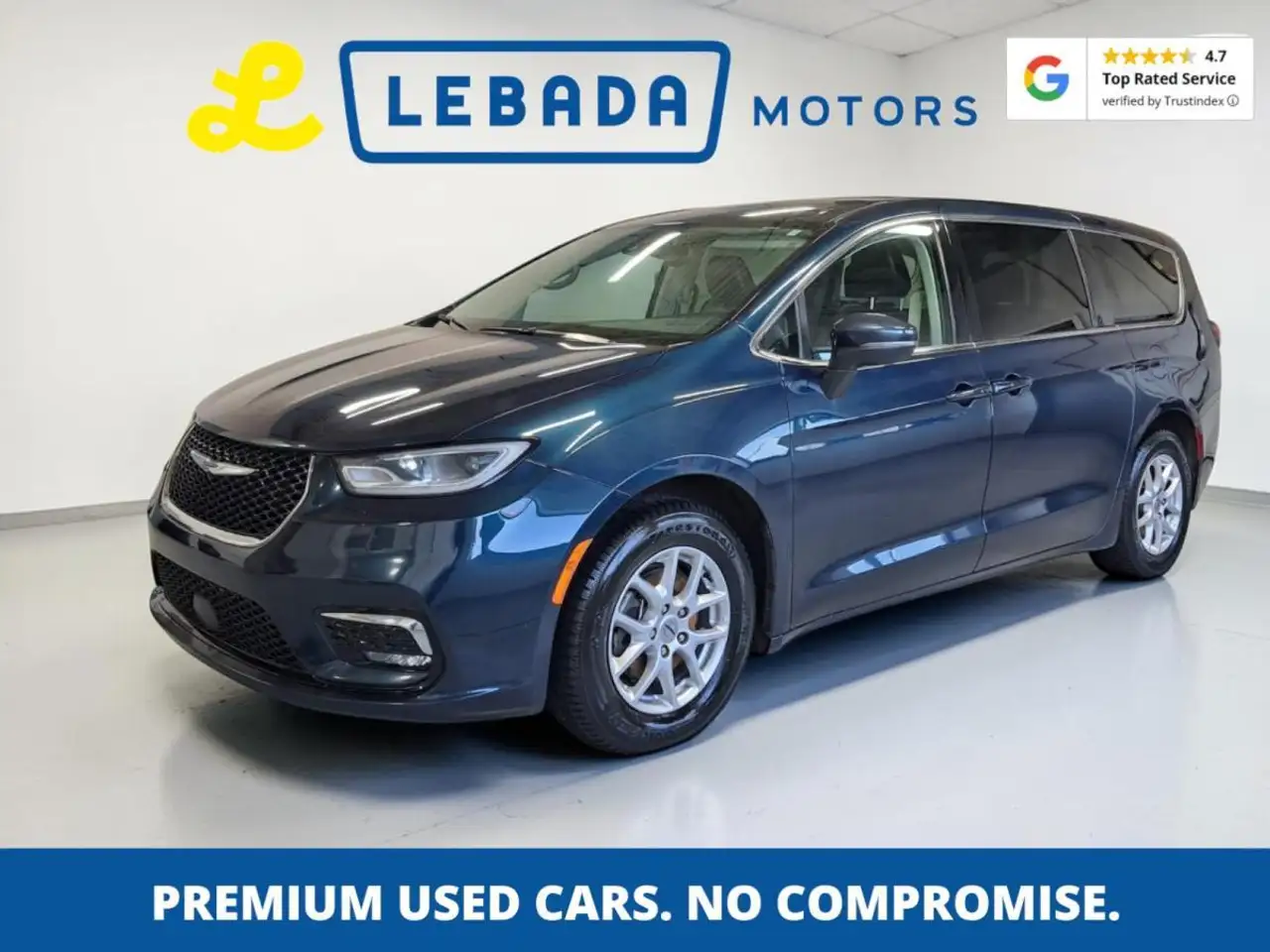Chrysler Pacifica photo Chrysler Pacifica