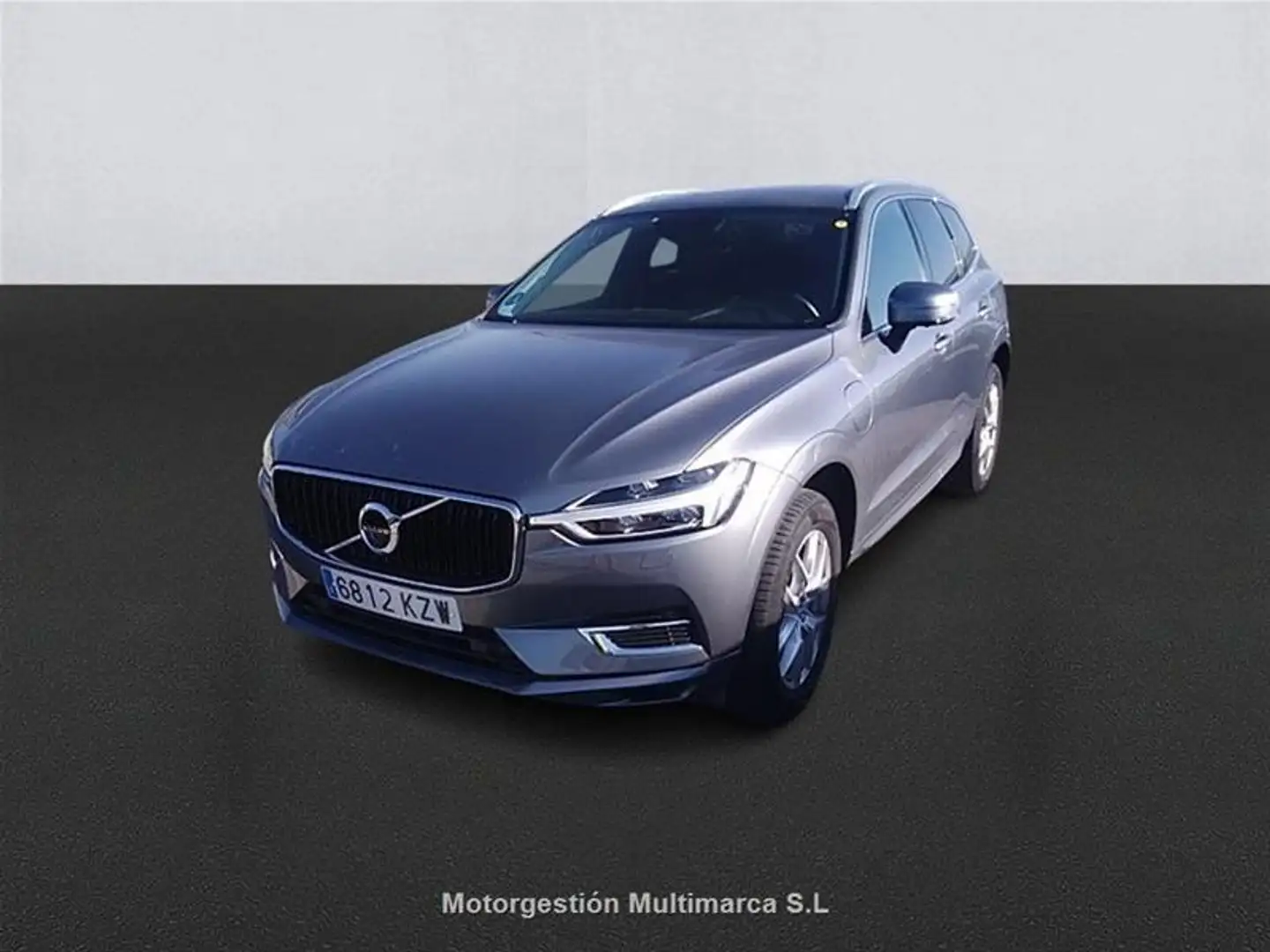 Volvo XC60 2.0 T8 AWD Momentum Auto - 2