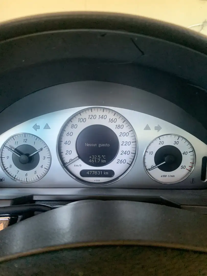 Mercedes-Benz E 220 cdi Avantgarde - 1