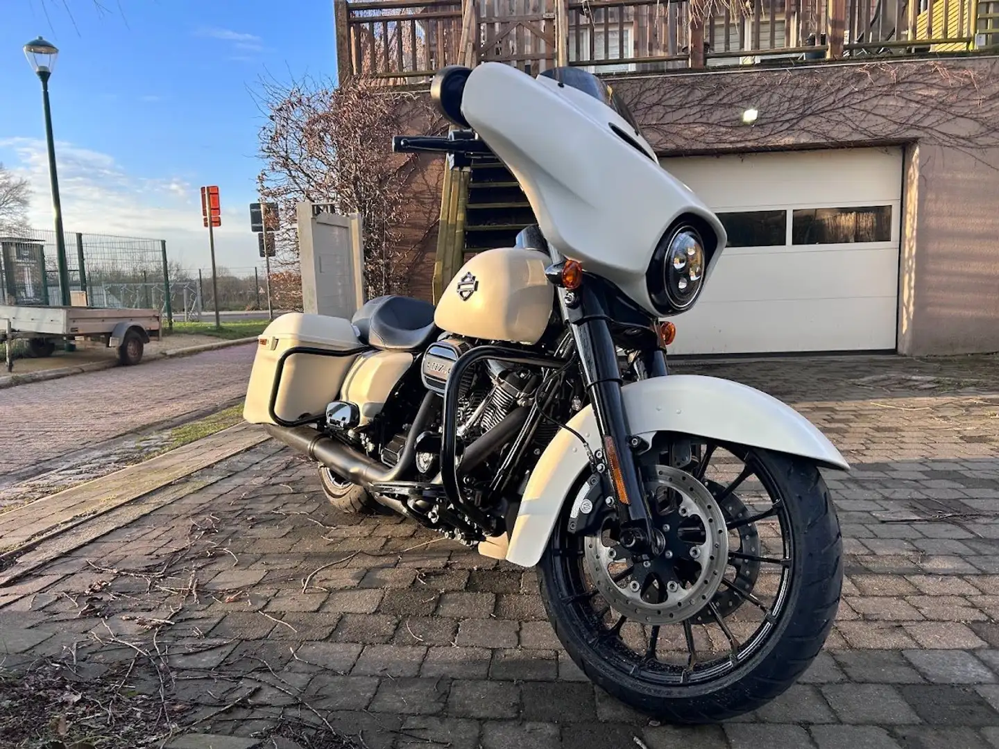 Harley-Davidson Street Glide Special Blanc - 1