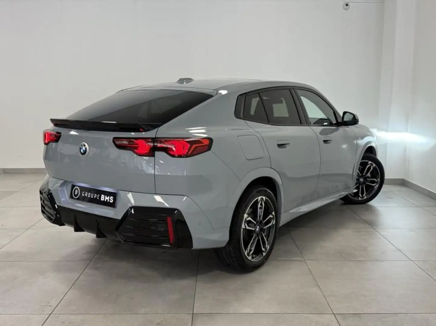 BMW X2 sDrive18dA 150ch M Sport DKG7 Gris - 2