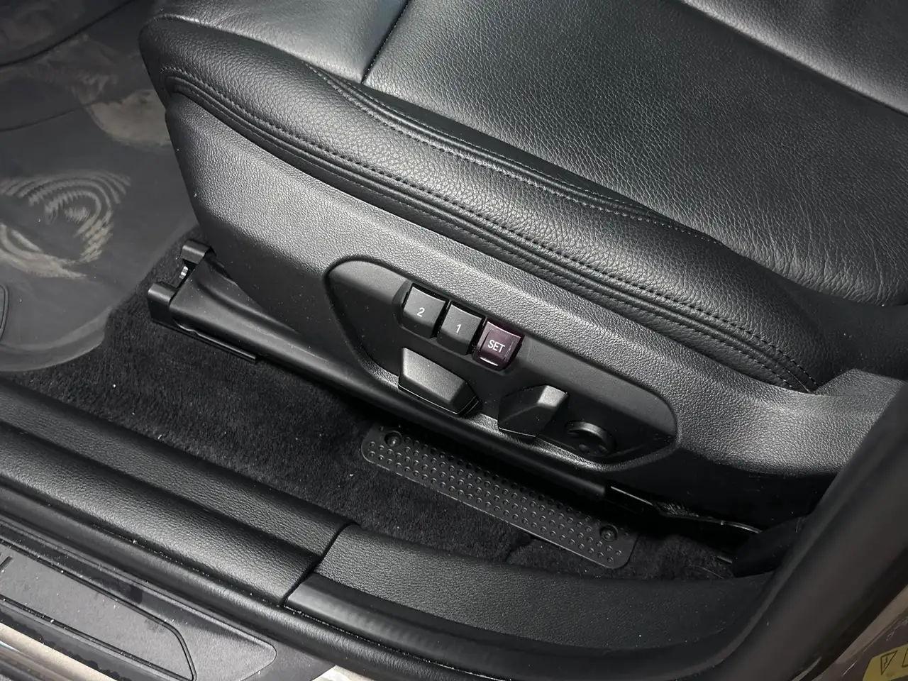 BMW X1 xDrive25e*NAVI PRO*HUD*ZTLVERW.*LAGE BIV!*LED*, миниатюра 25
