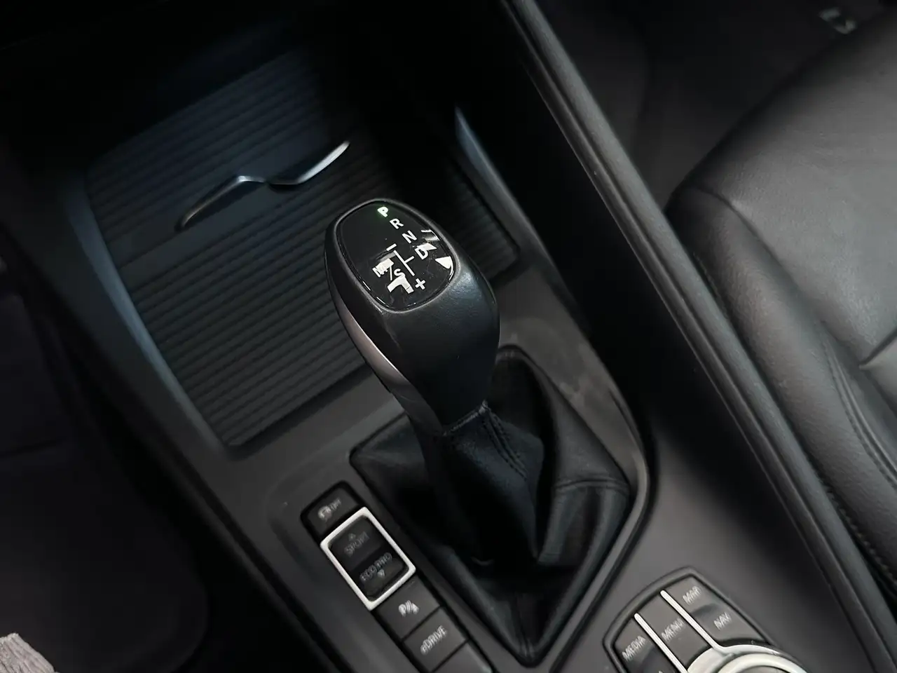 BMW X1 xDrive25e*NAVI PRO*HUD*ZTLVERW.*LAGE BIV!*LED*, миниатюра 30