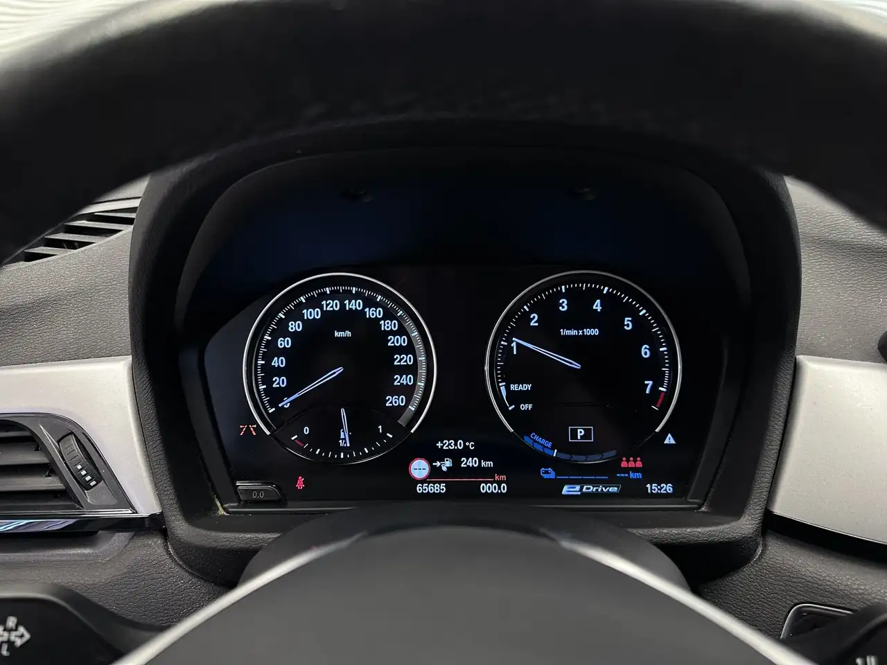 BMW X1 xDrive25e*NAVI PRO*HUD*ZTLVERW.*LAGE BIV!*LED*, миниатюра 27