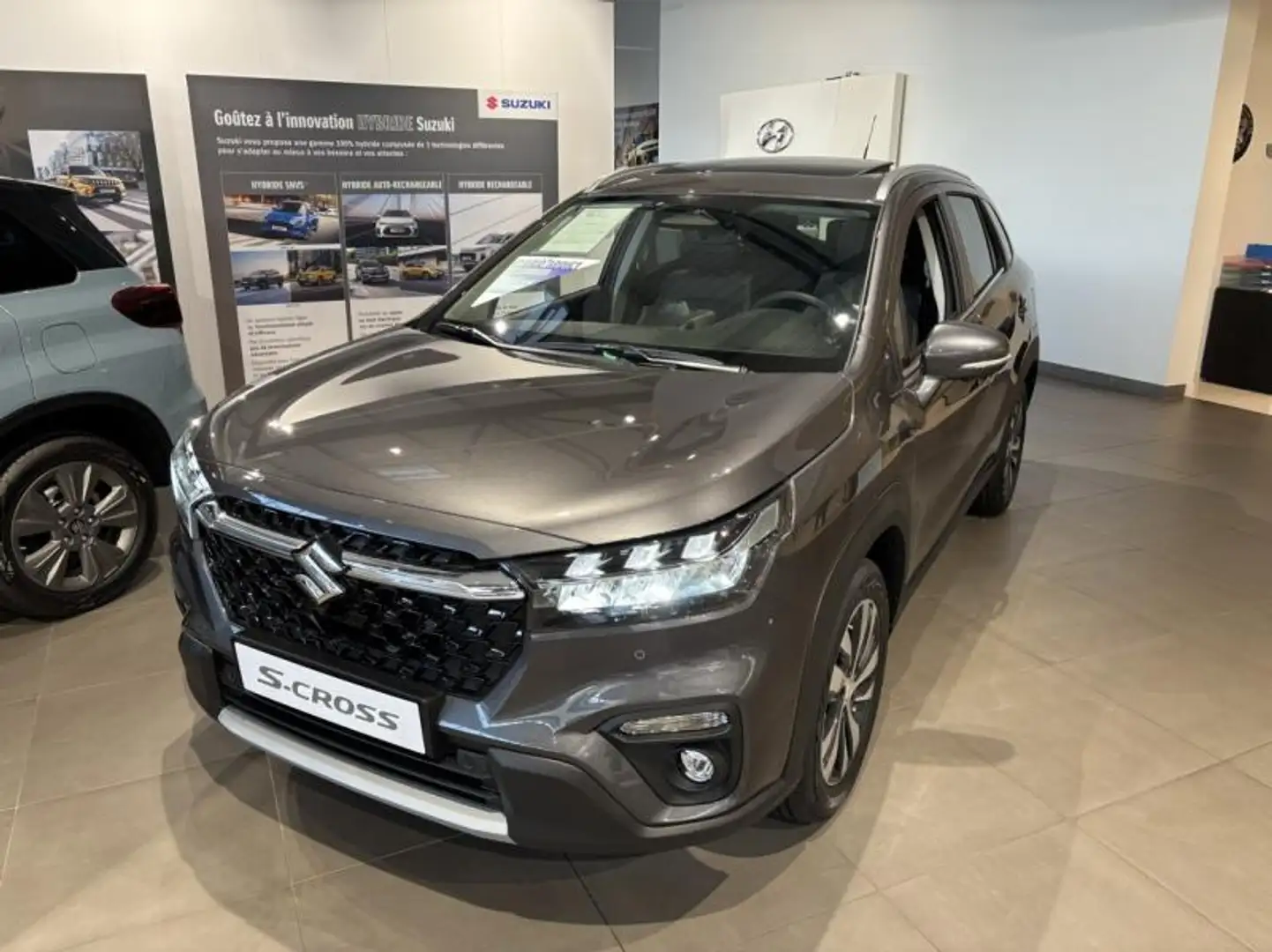 Suzuki S-Cross 1.5 Dualjet Hybrid 115ch Style Auto MY24 Gris - 1