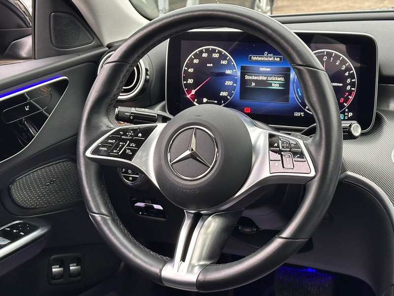 Mercedes-Benz C 300 e Limousine Avantgarde*LED*NAVI*DISTRONIC*K — photo 12