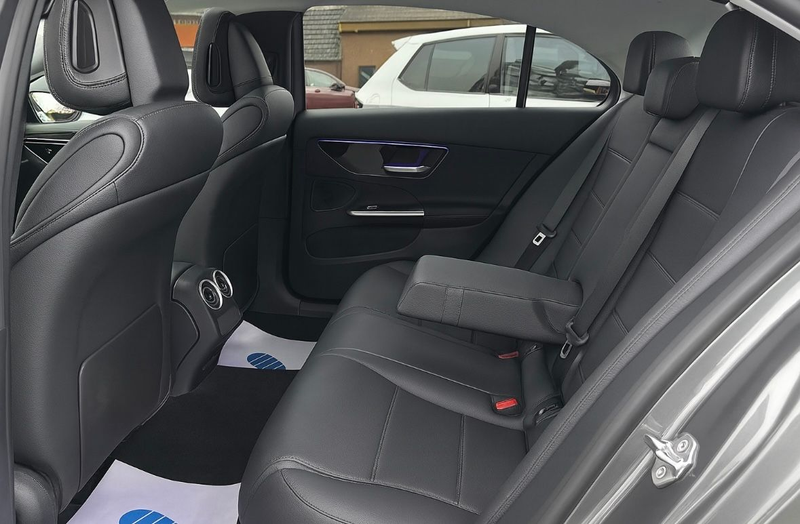 Mercedes-Benz C 300 e Limousine Avantgarde*LED*NAVI*DISTRONIC*K — photo 9