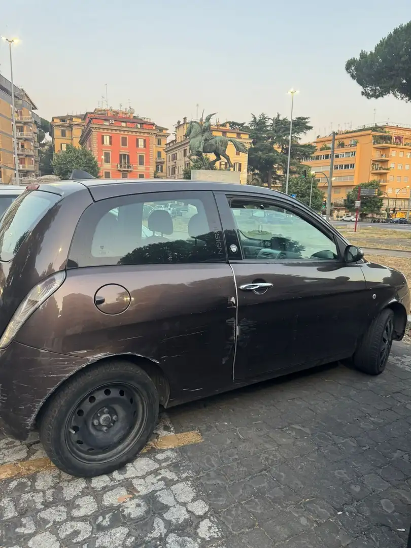 Lancia Ypsilon 1.2 8v Platino - 2