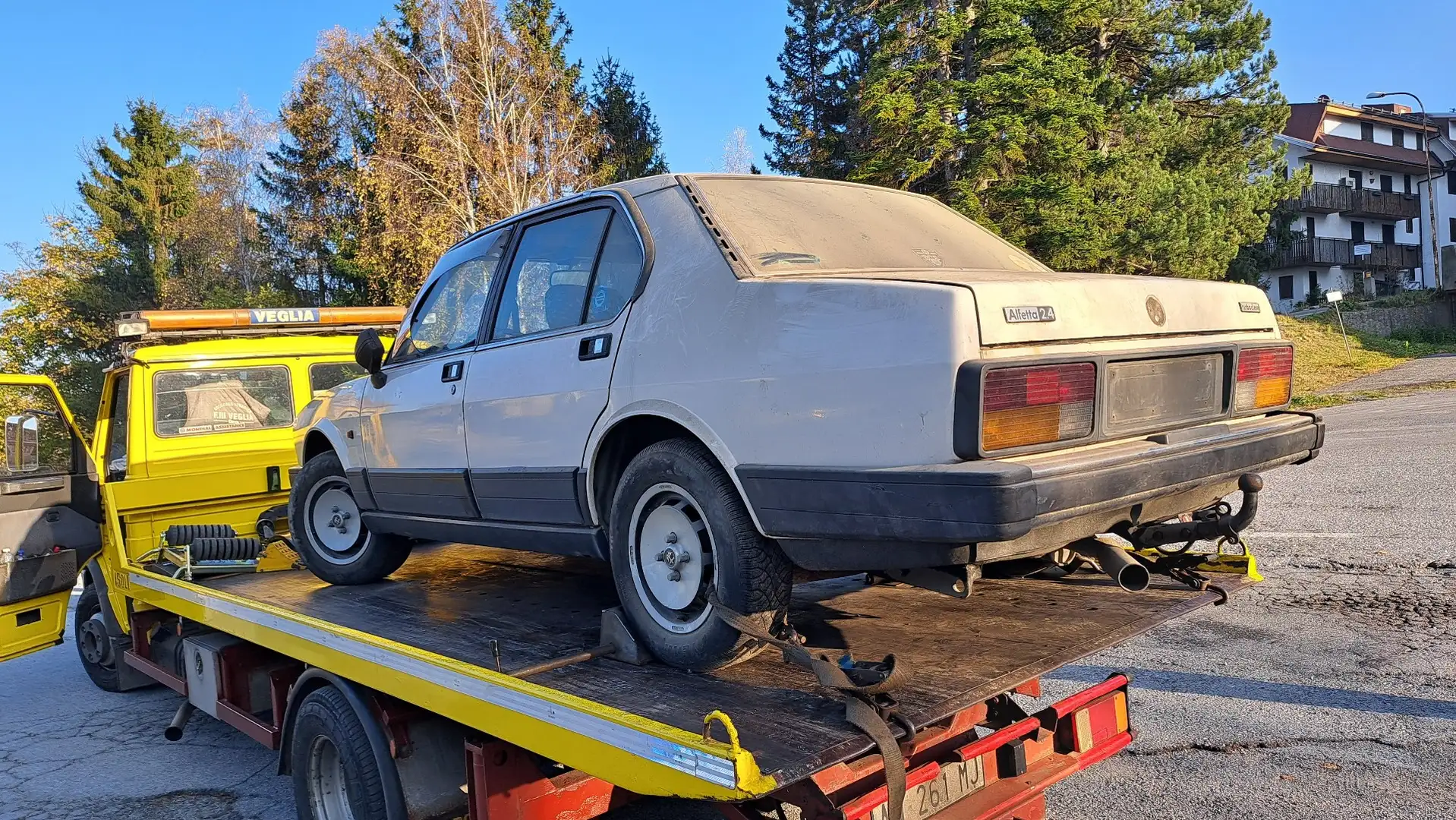 Alfa Romeo Alfetta 2.4 td - 2