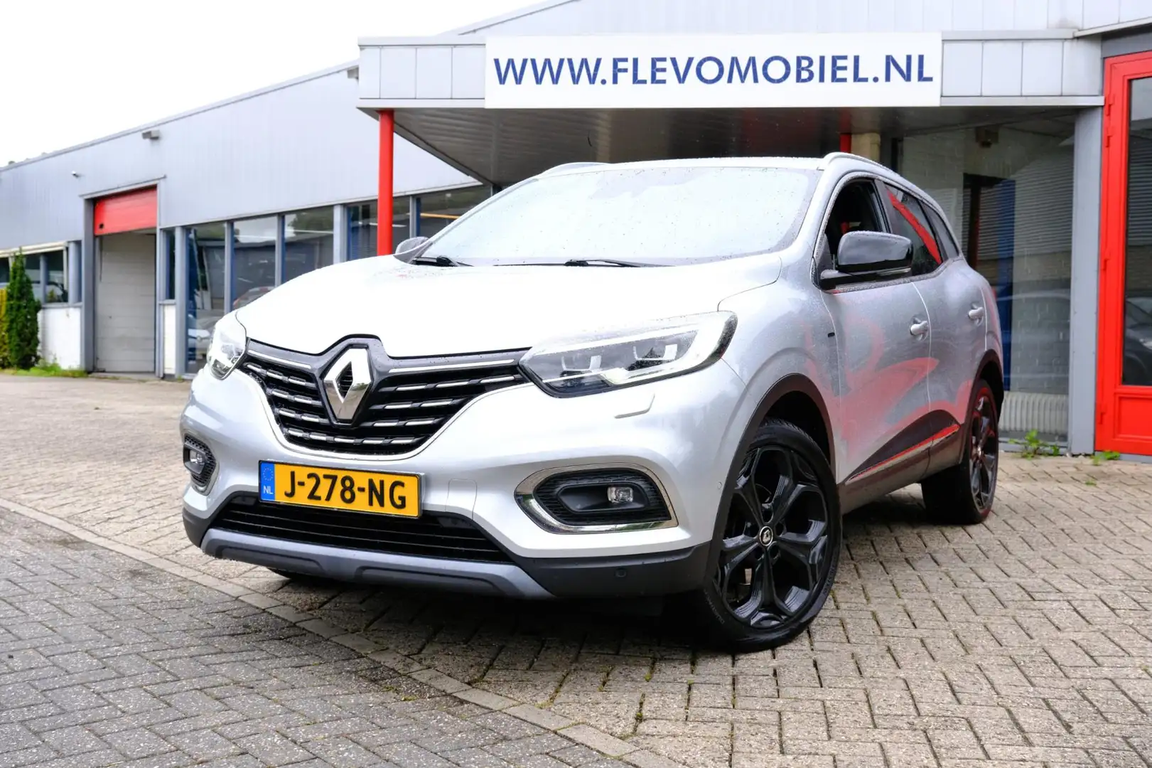 Renault Kadjar 1.5 Blue dCi Black Edition Aut. LED|Navi|Leder-alc Gris - 1