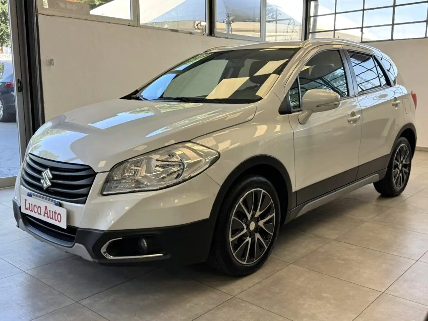 Suzuki S-Cross 1.6 DDiS 120CV *UNICO PROP.*SENSORI* Bianco - 1