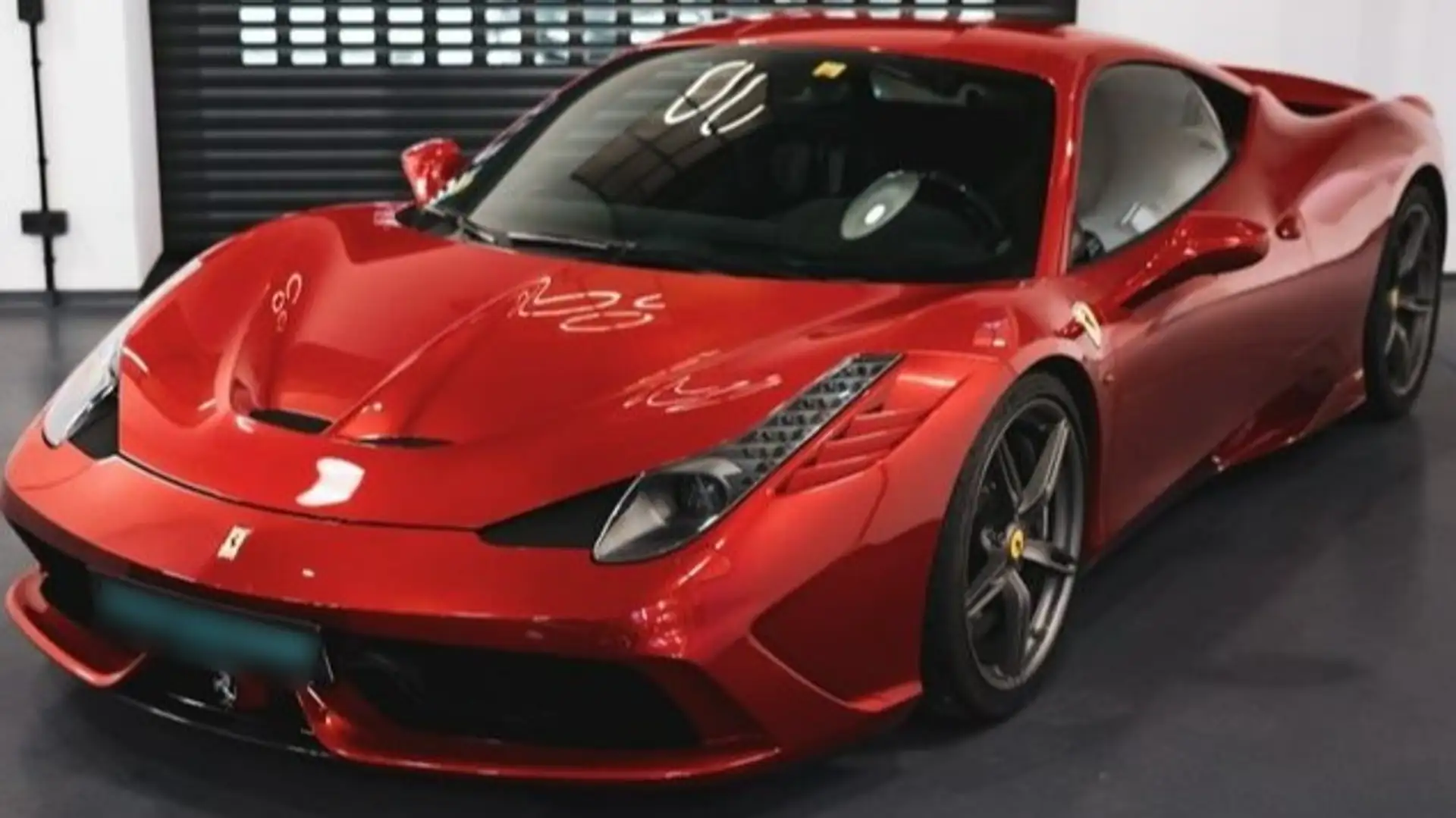 Ferrari 458 Speciale Rojo - 1
