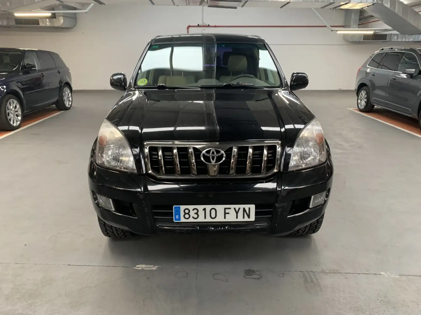 Toyota Land Cruiser D-4D VXL Schwarz - 1
